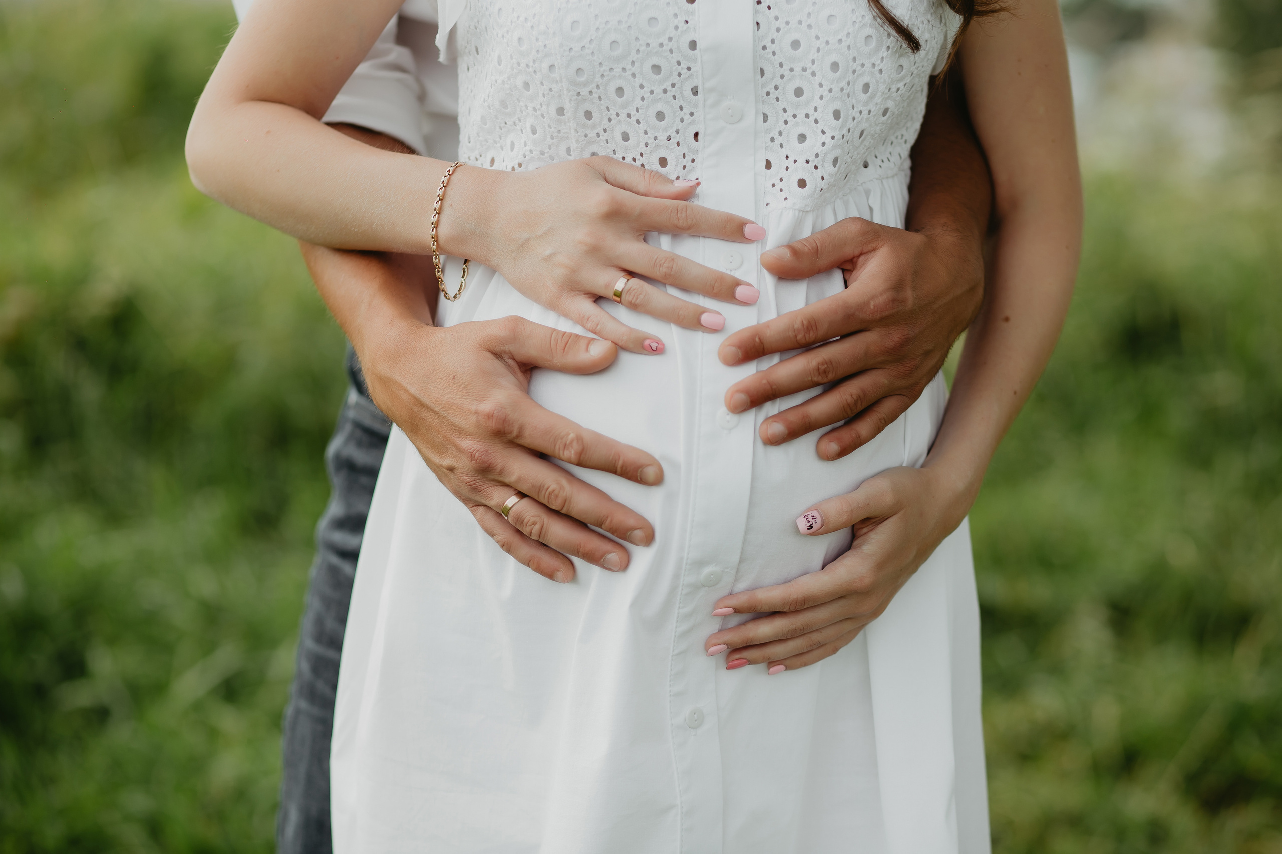 Зйомка вагітності на горі. Весільний фотограф у Львові Мирон Роксоляна