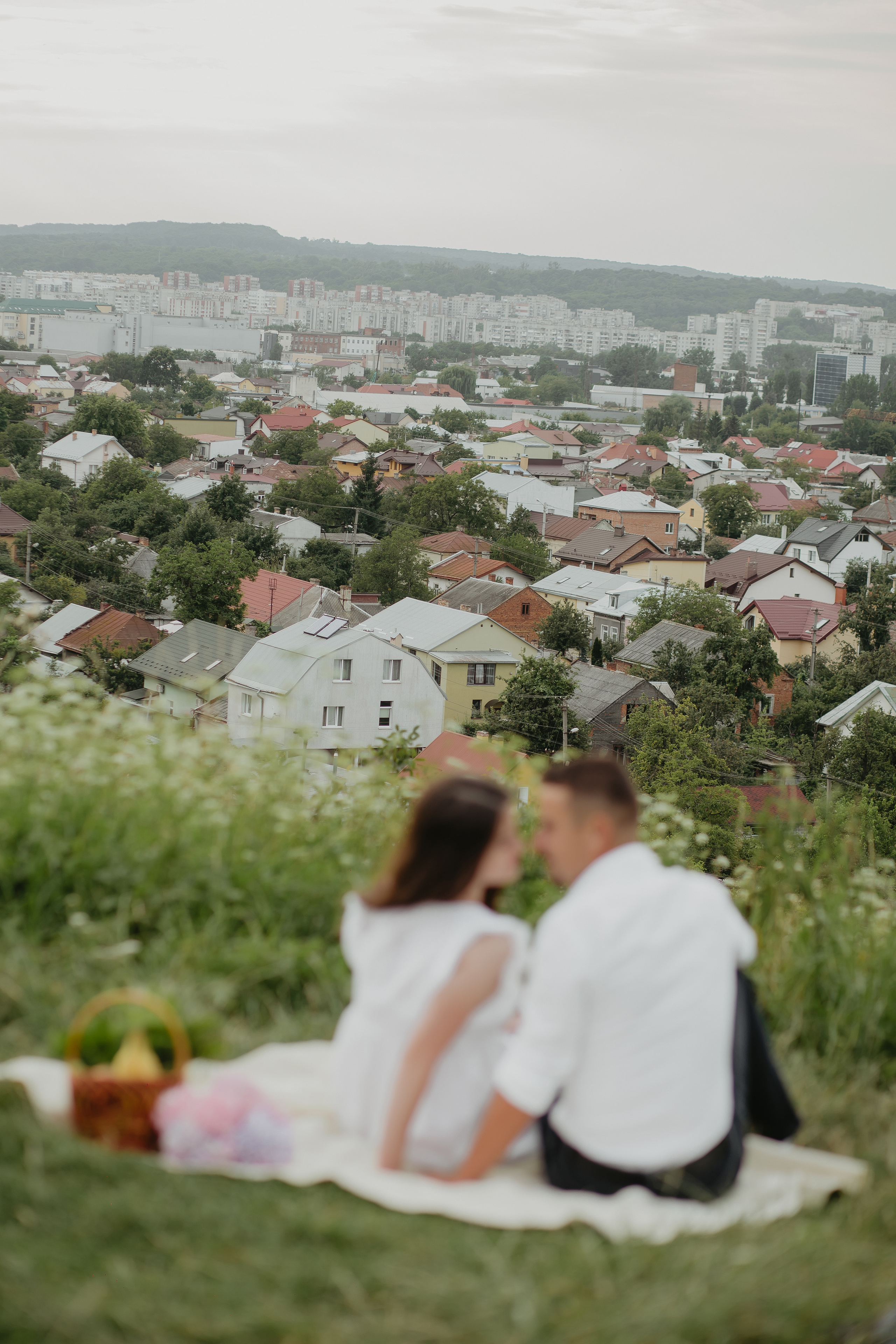 Зйомка вагітності на горі. Весільний фотограф у Львові Мирон Роксоляна