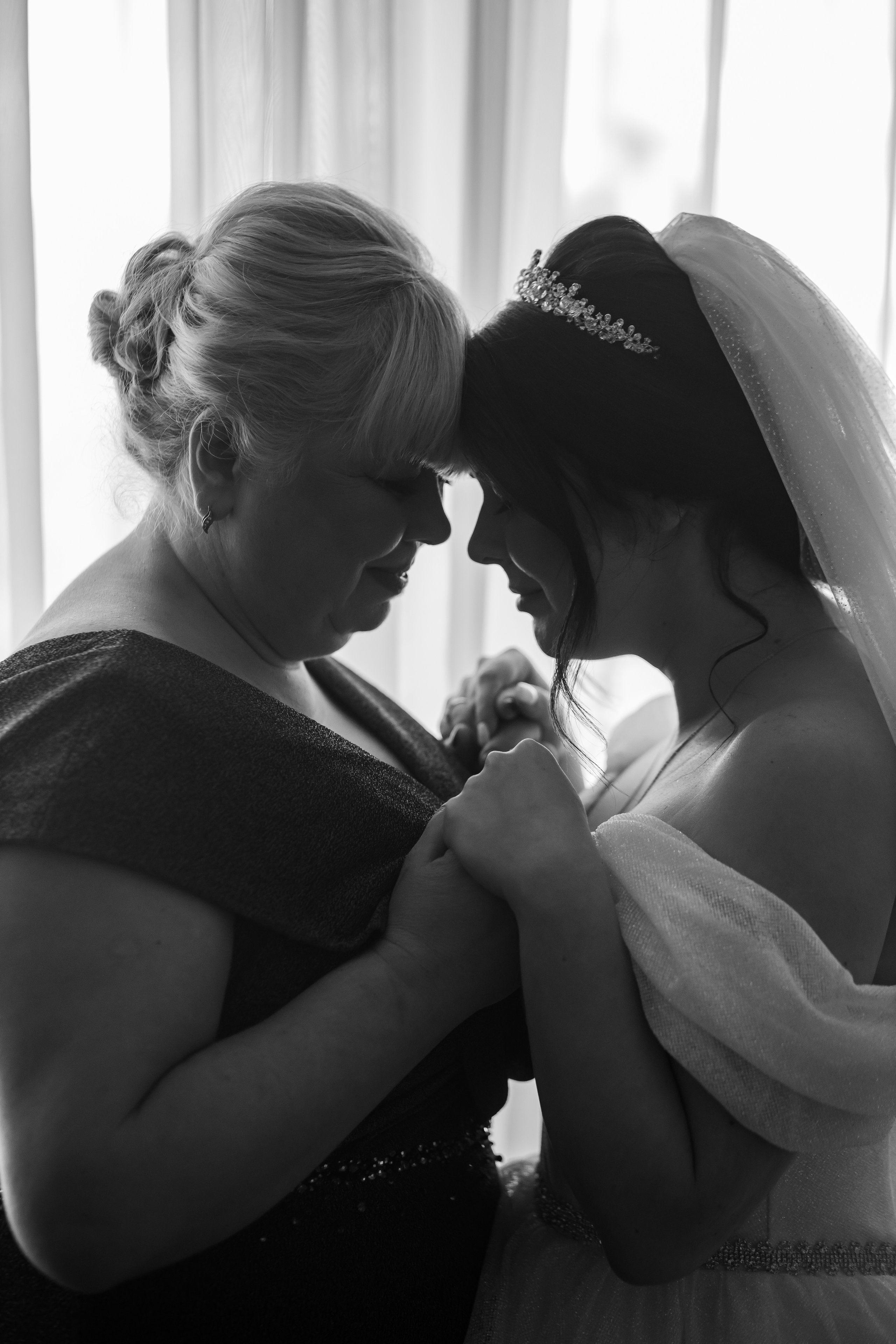 Весільний день Маряни та Володі. Весільний фотограф у Львові Мирон Роксоляна