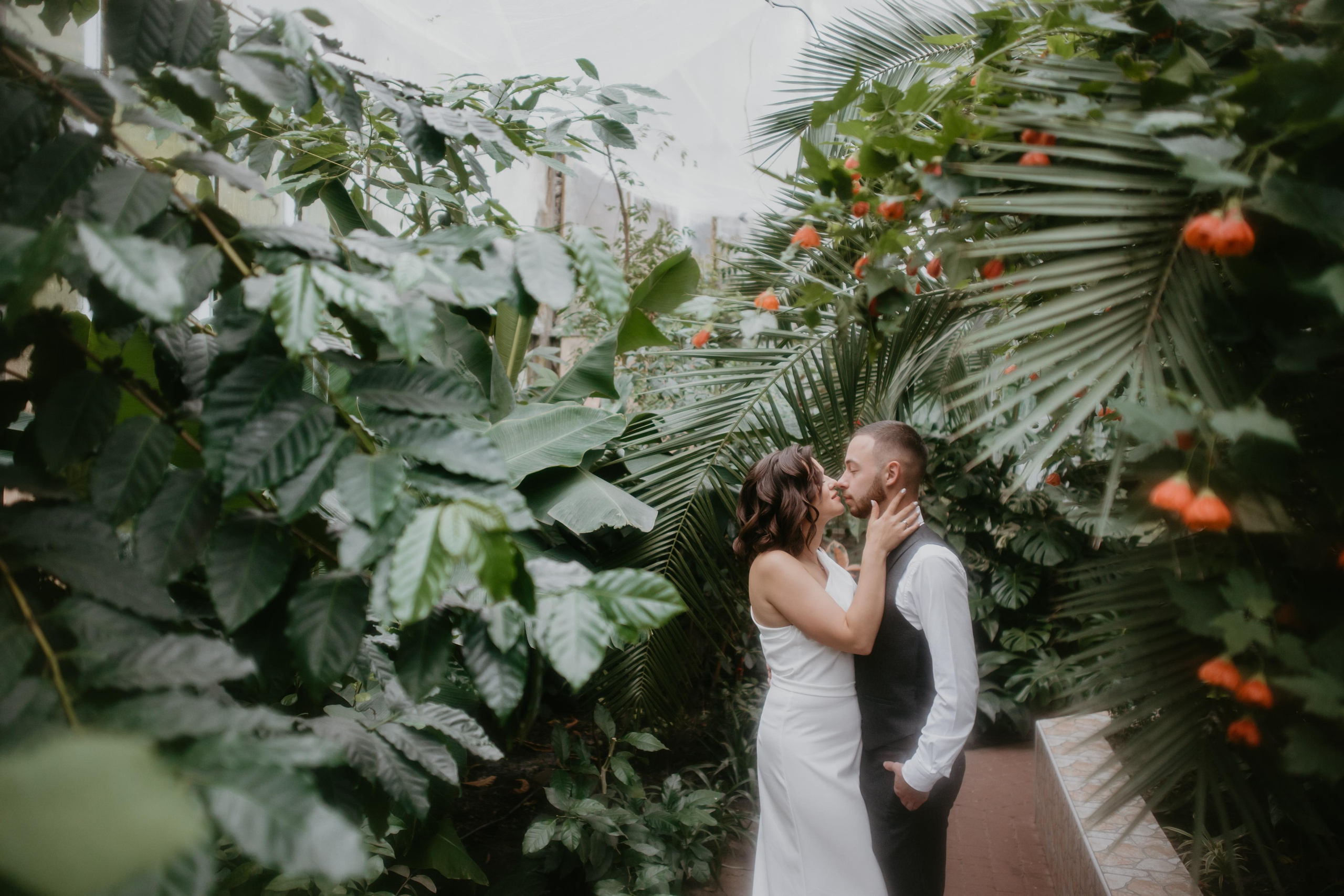 Розпис Уляна і Олег. Весільний фотограф у Львові Мирон Роксоляна