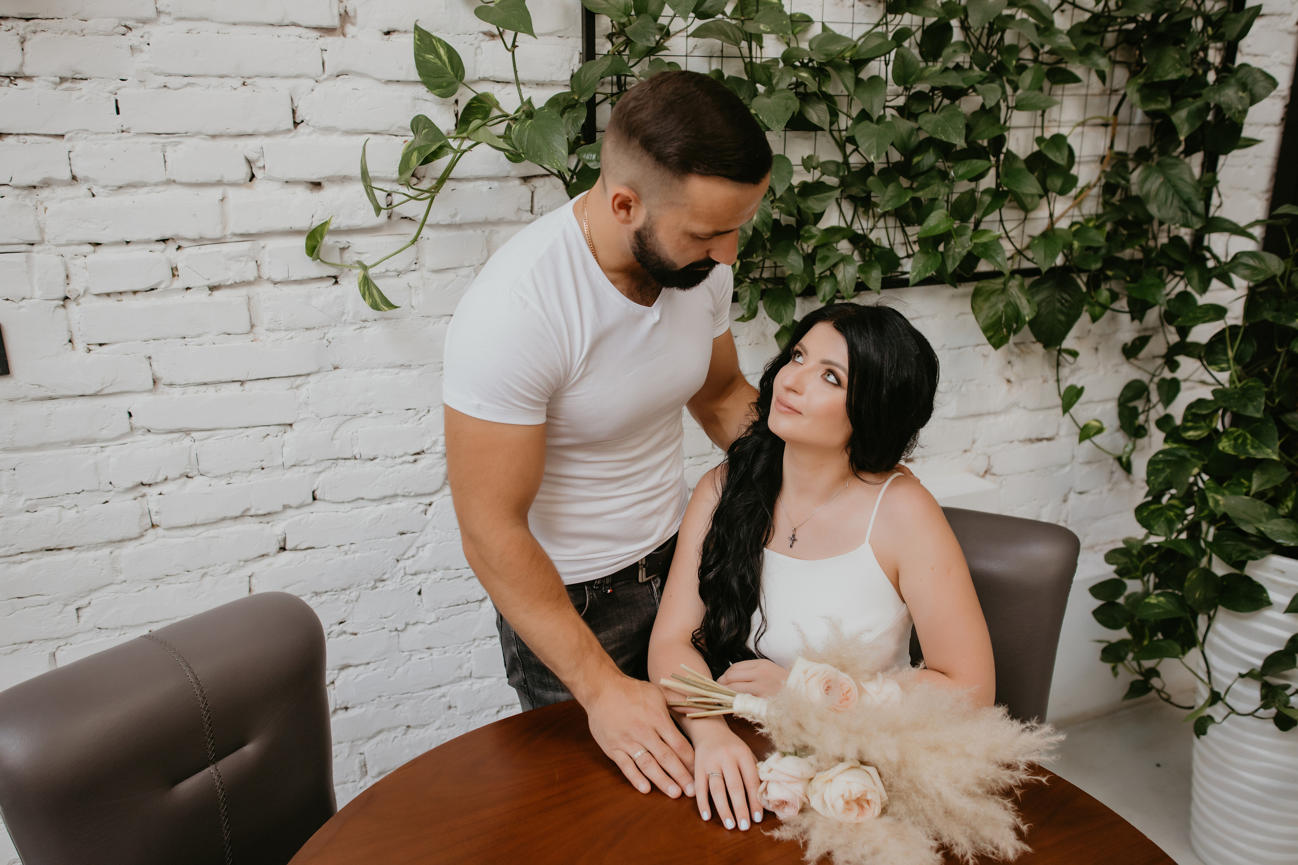 Розпис Леонід і Соломія. Весільний фотограф у Львові Мирон Роксоляна