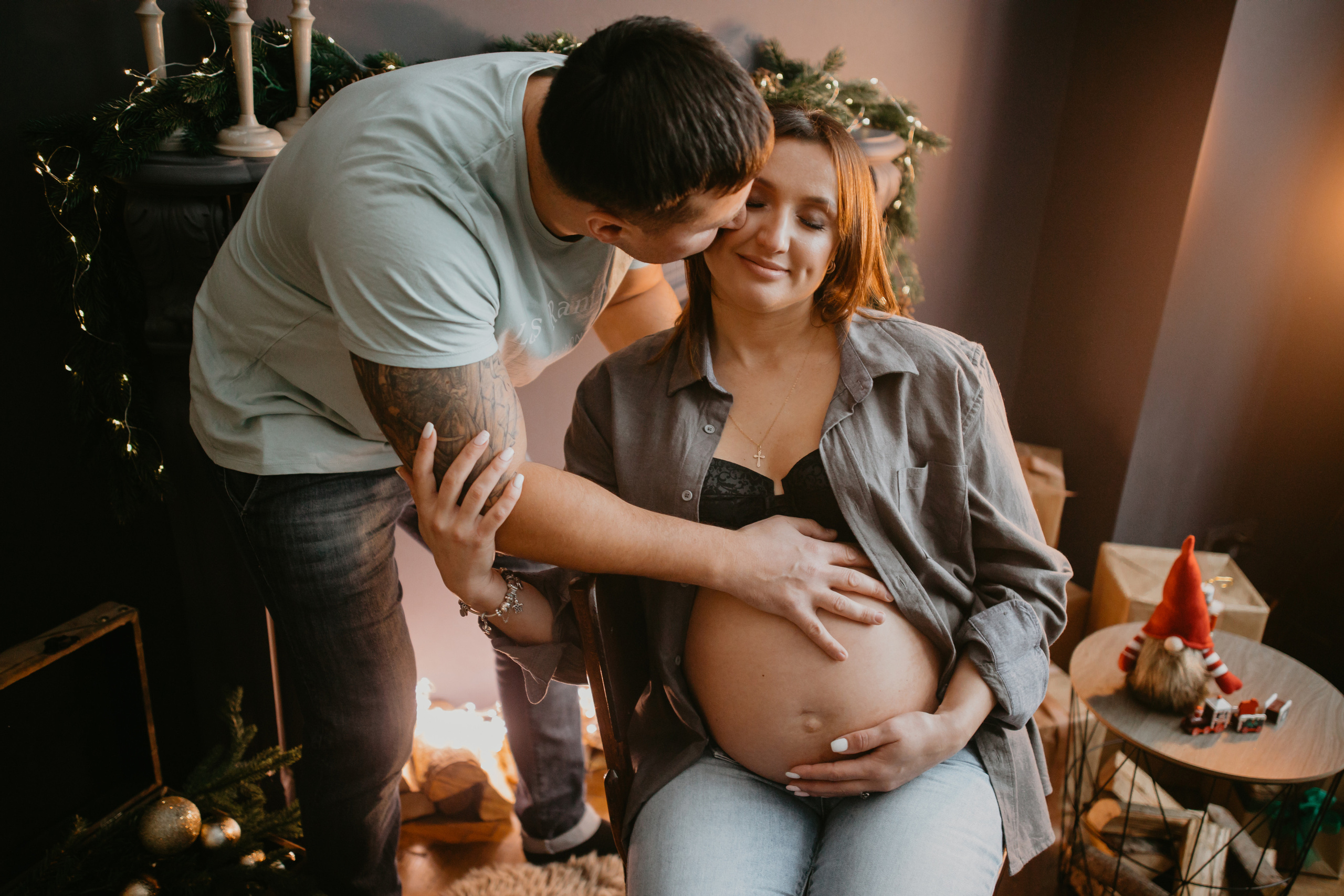 Новорічна зйомка вагітності. Весільний фотограф у Львові Мирон Роксоляна