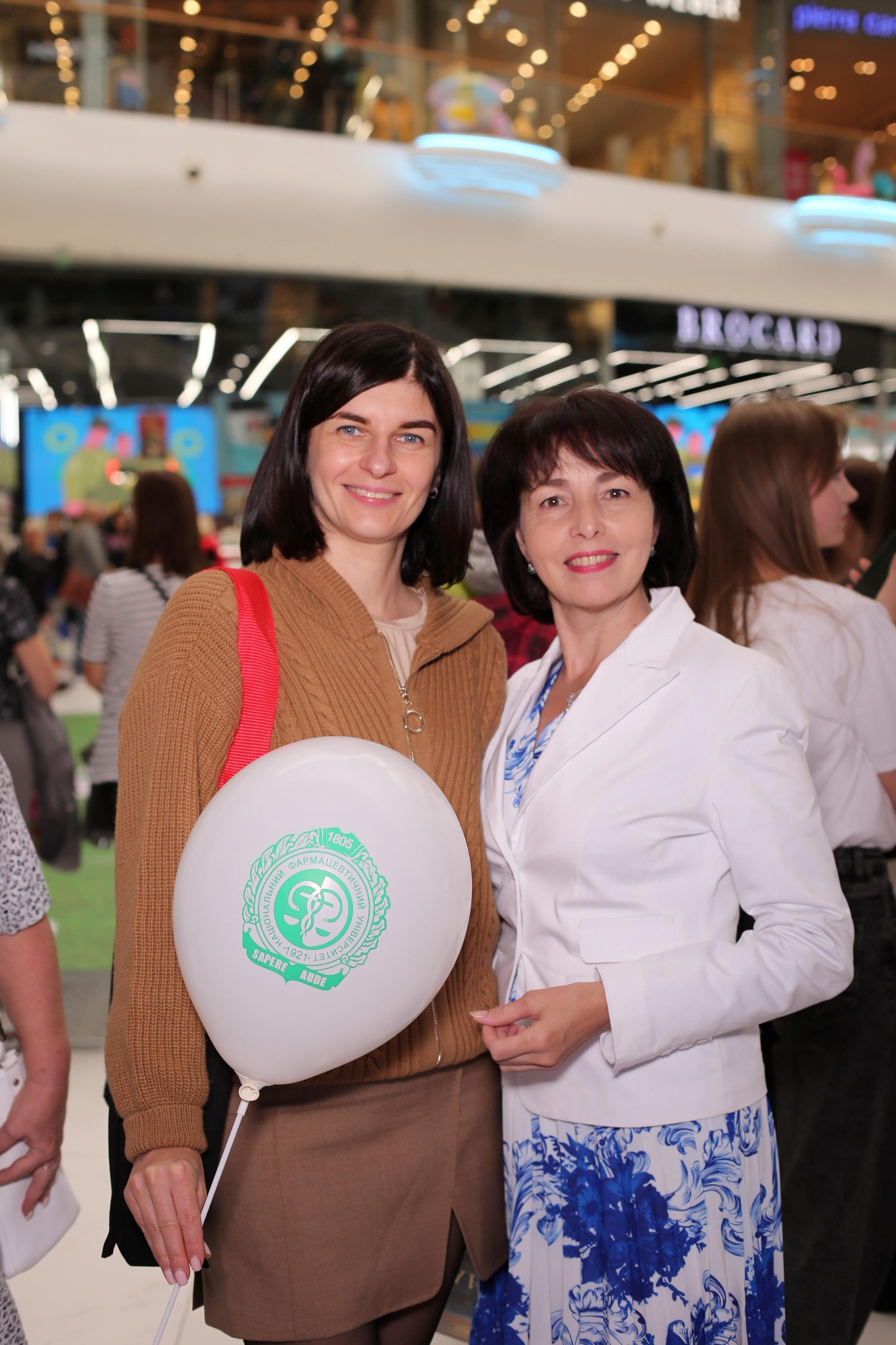 911 для НФАУ. Аренды интерактивных фотозон в Харькове