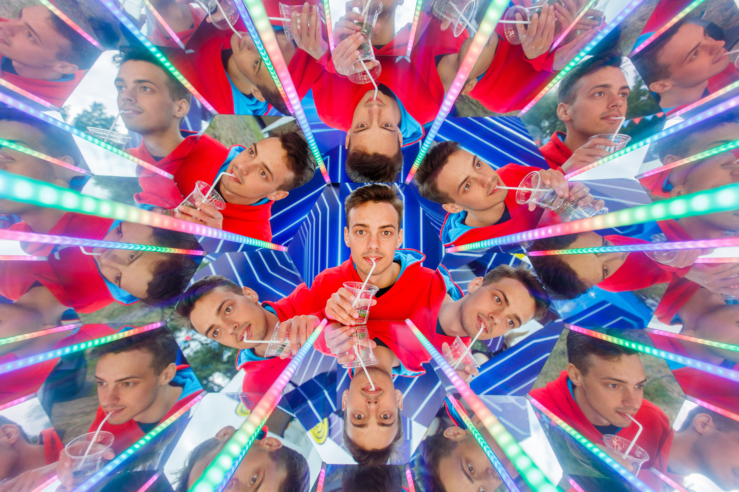 NIX (04.09.2021). Аренды интерактивных фотозон в Харькове