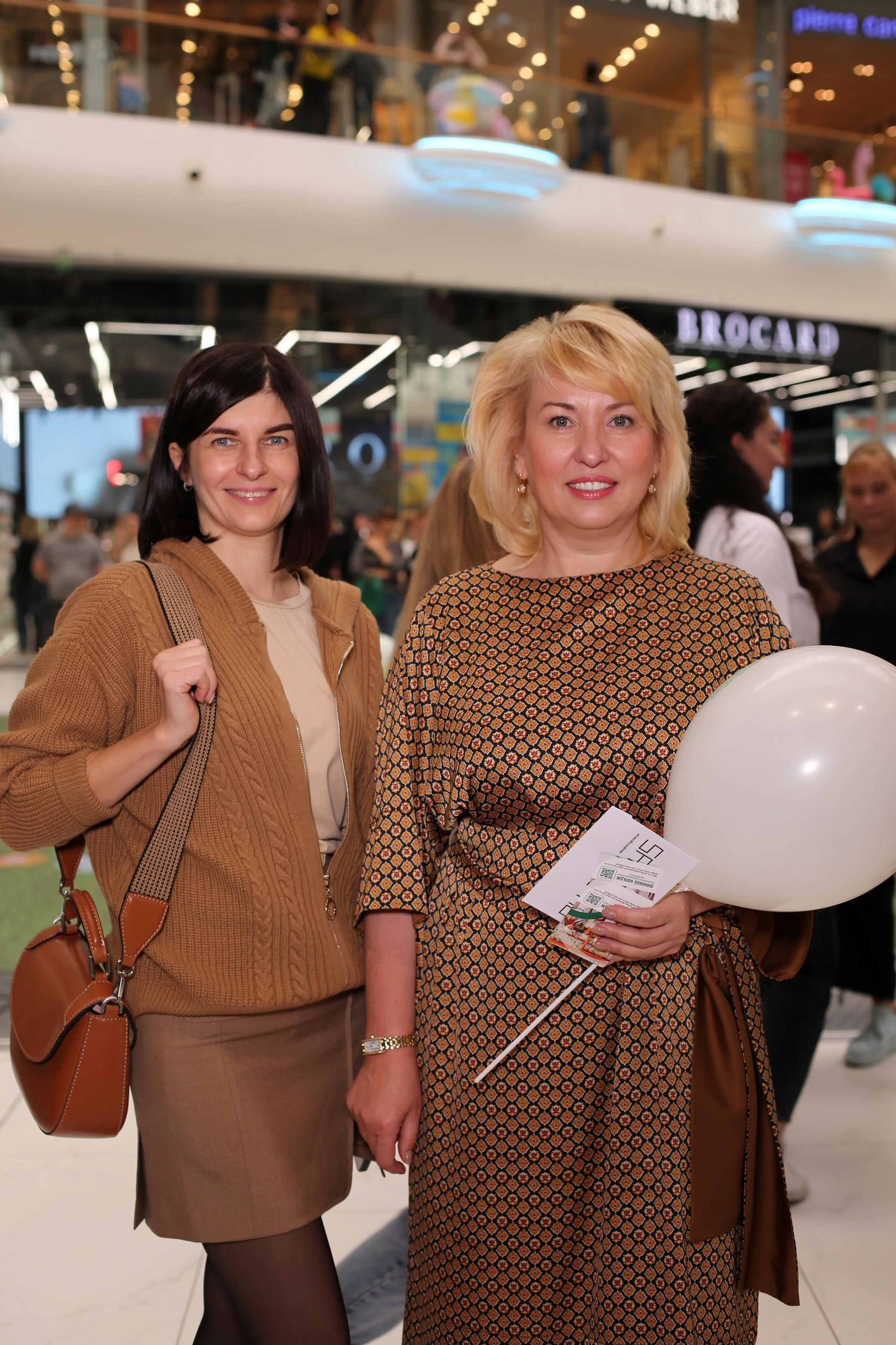 911 для НФАУ. Аренды интерактивных фотозон в Харькове