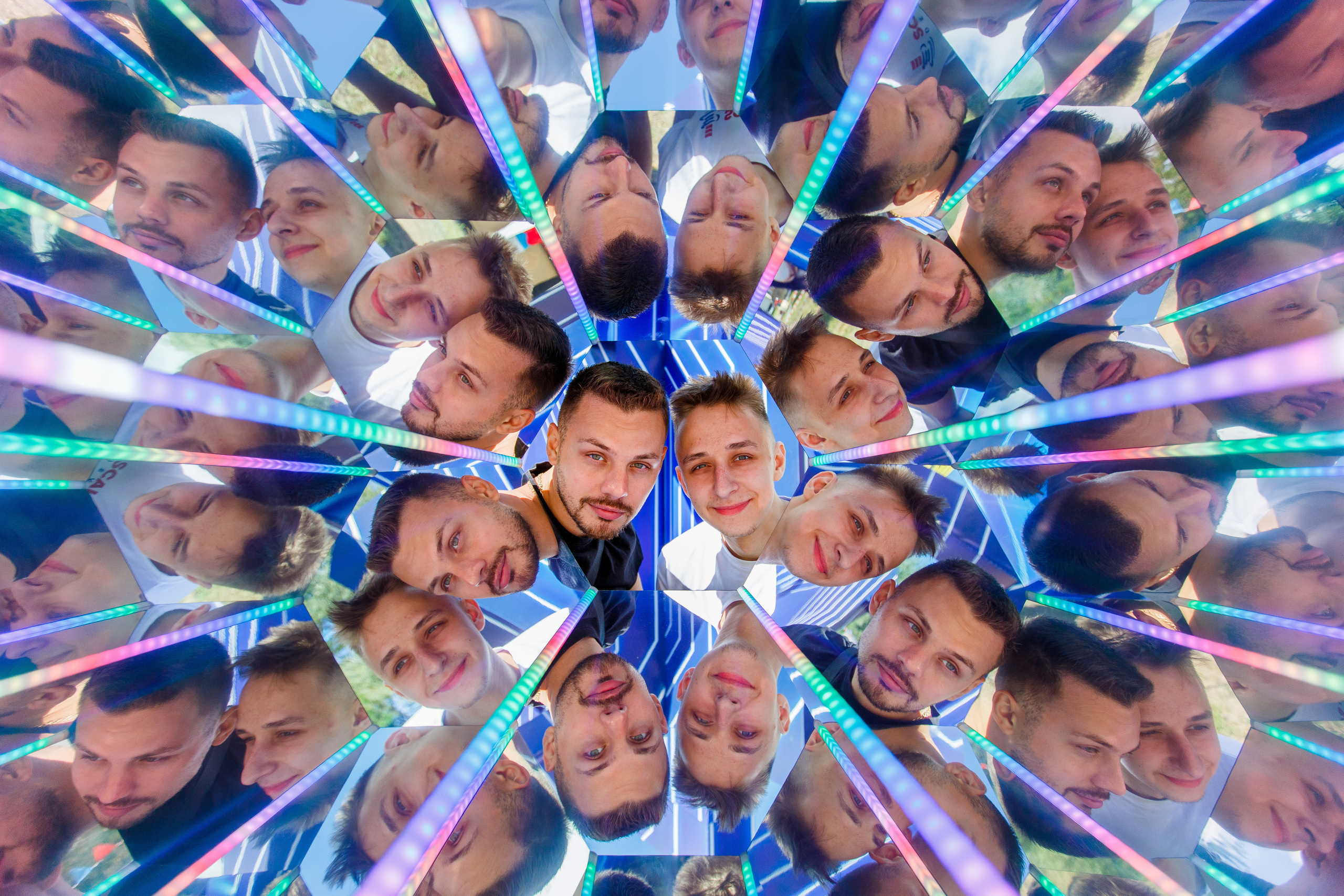 NIX (04.09.2021). Аренды интерактивных фотозон в Харькове