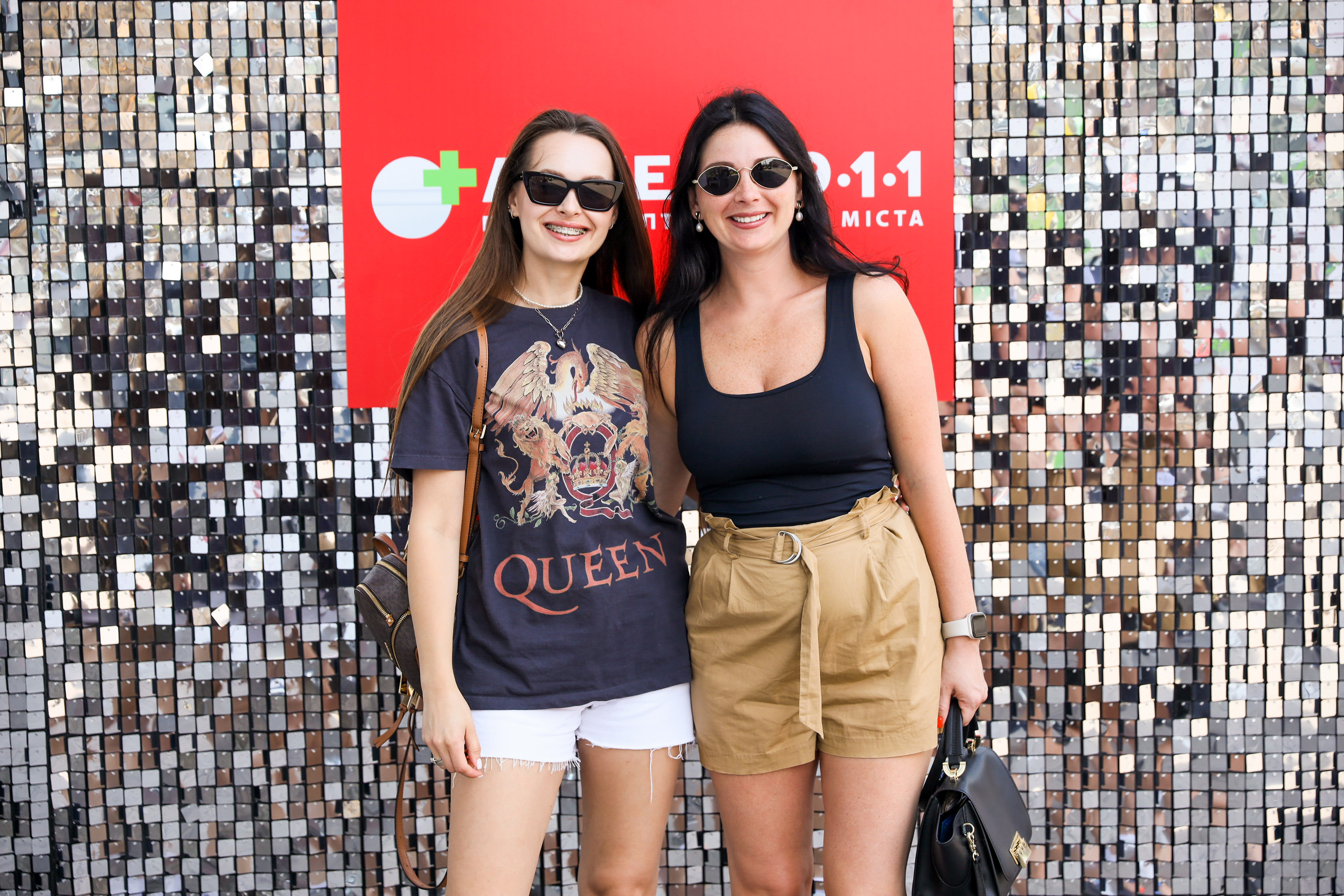 Аптека 911 (Фотомозаїка). Аренды интерактивных фотозон в Харькове