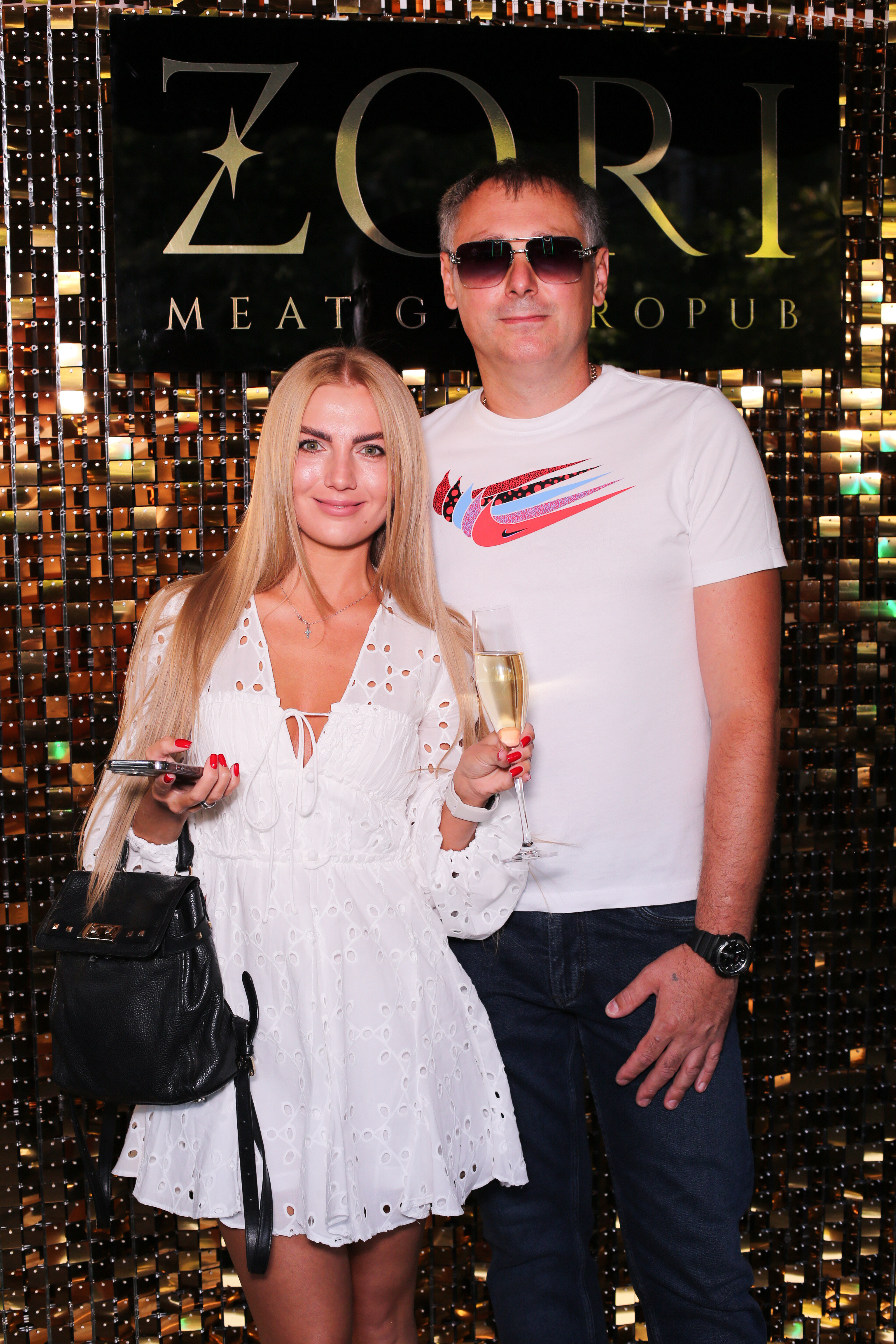 ДН Zori. Аренды интерактивных фотозон в Харькове