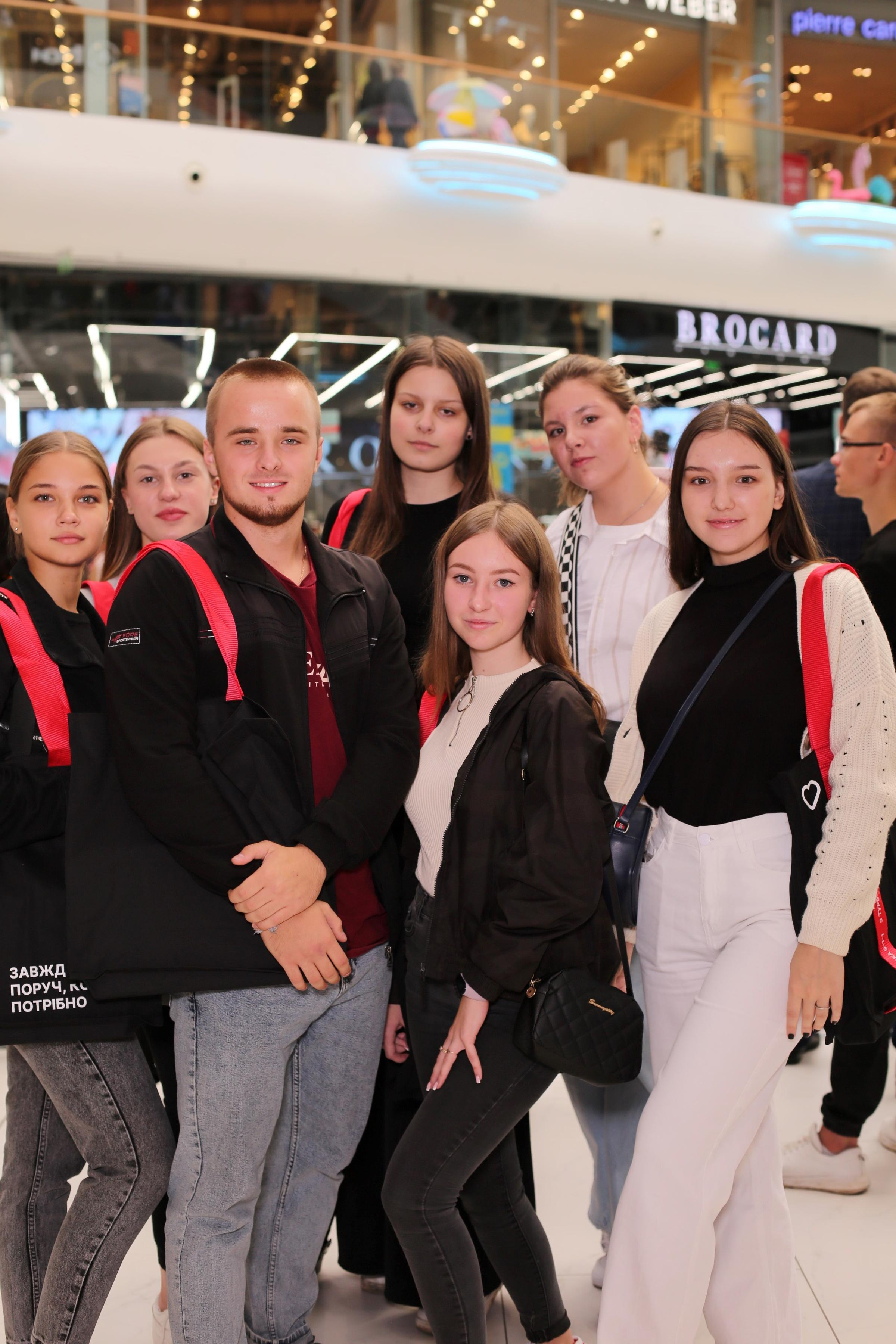 911 для НФАУ. Аренды интерактивных фотозон в Харькове