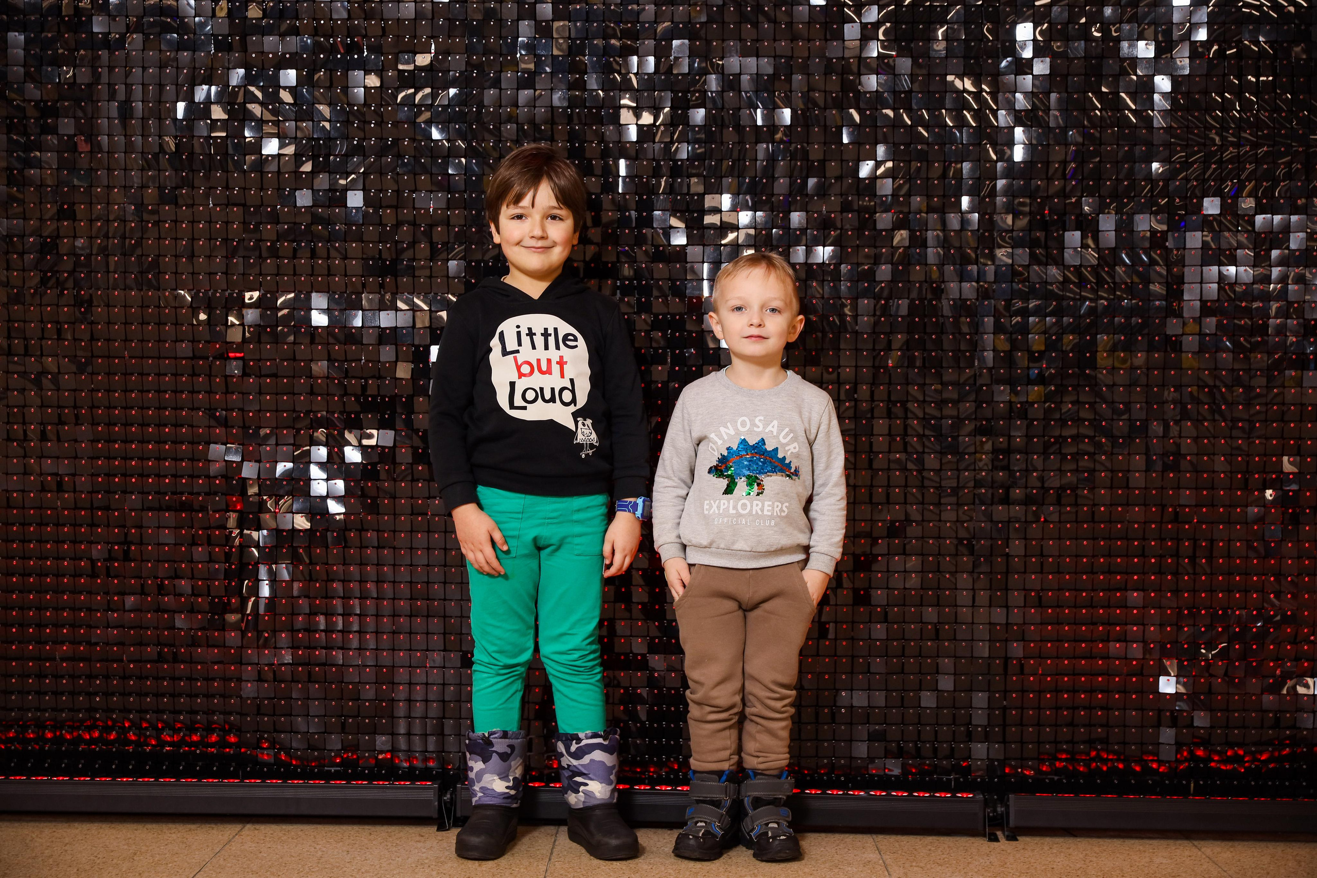 Фотомозаїка на 580 фото для ТРЦ Караван. Аренды интерактивных фотозон в Харькове