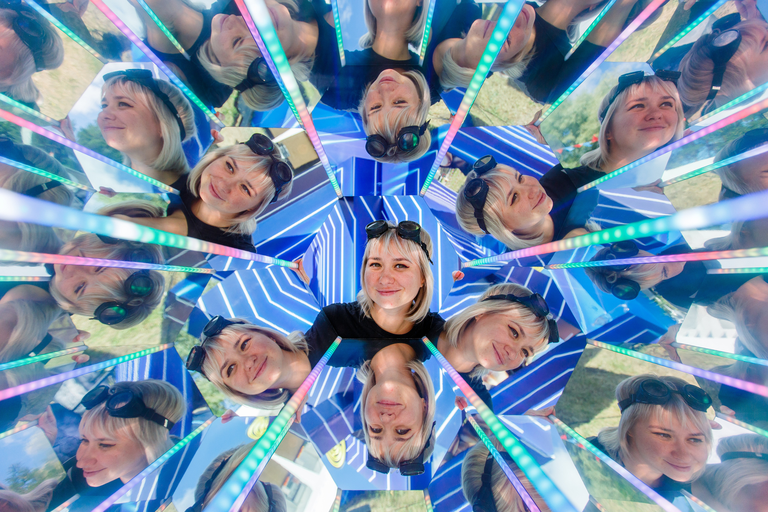 NIX (04.09.2021). Аренды интерактивных фотозон в Харькове