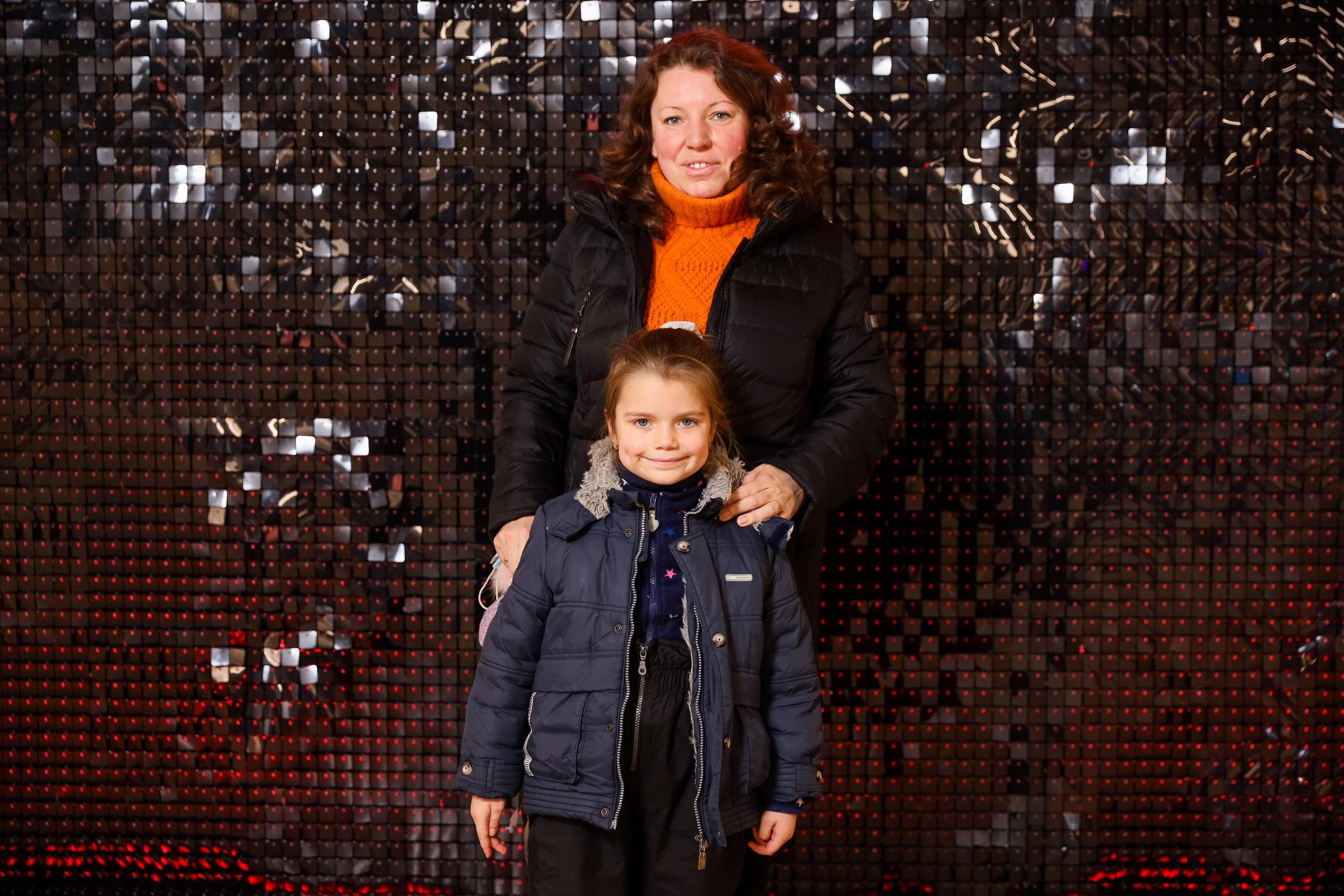 Фотомозаїка на 580 фото для ТРЦ Караван. Аренды интерактивных фотозон в Харькове