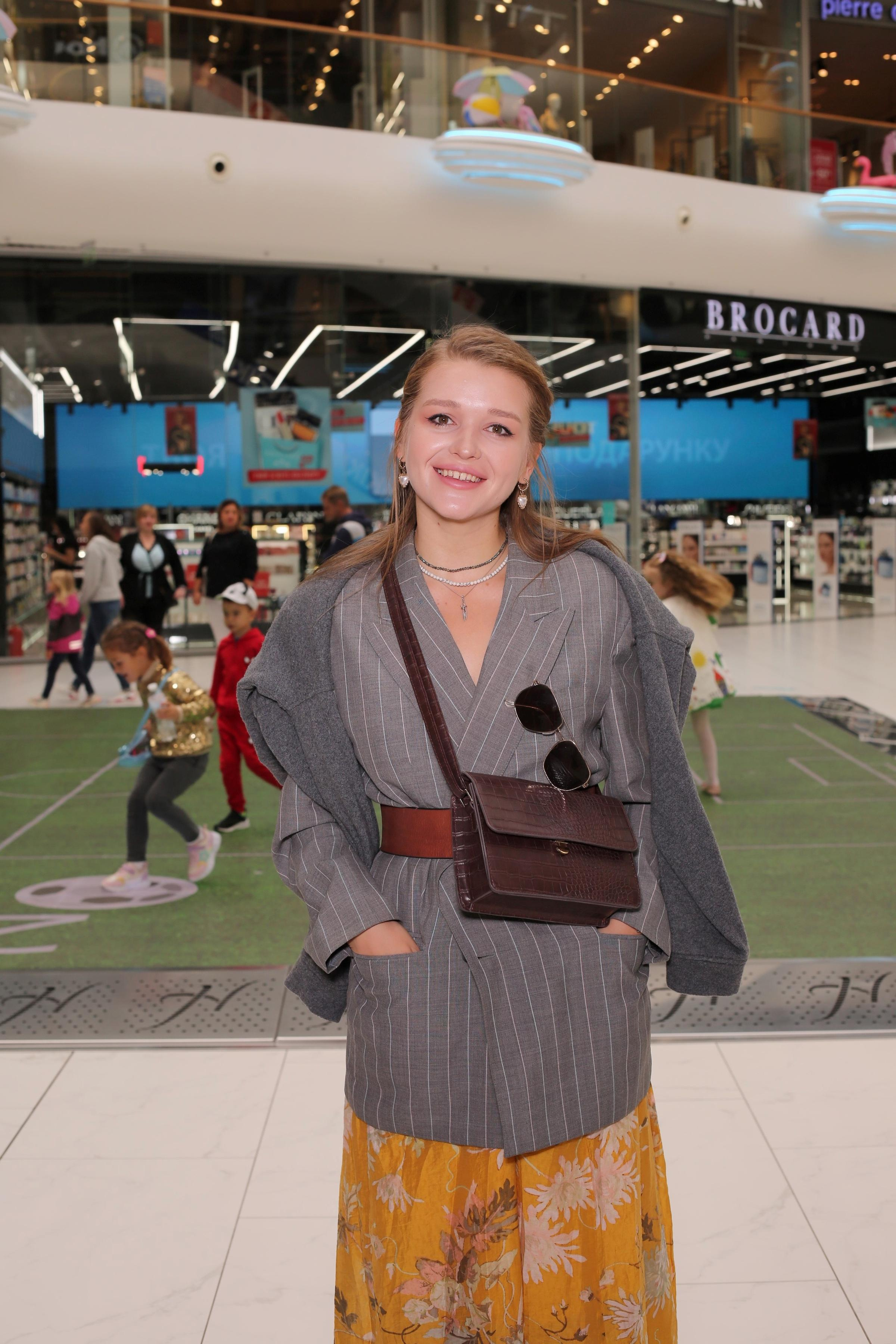 911 для НФАУ. Аренды интерактивных фотозон в Харькове