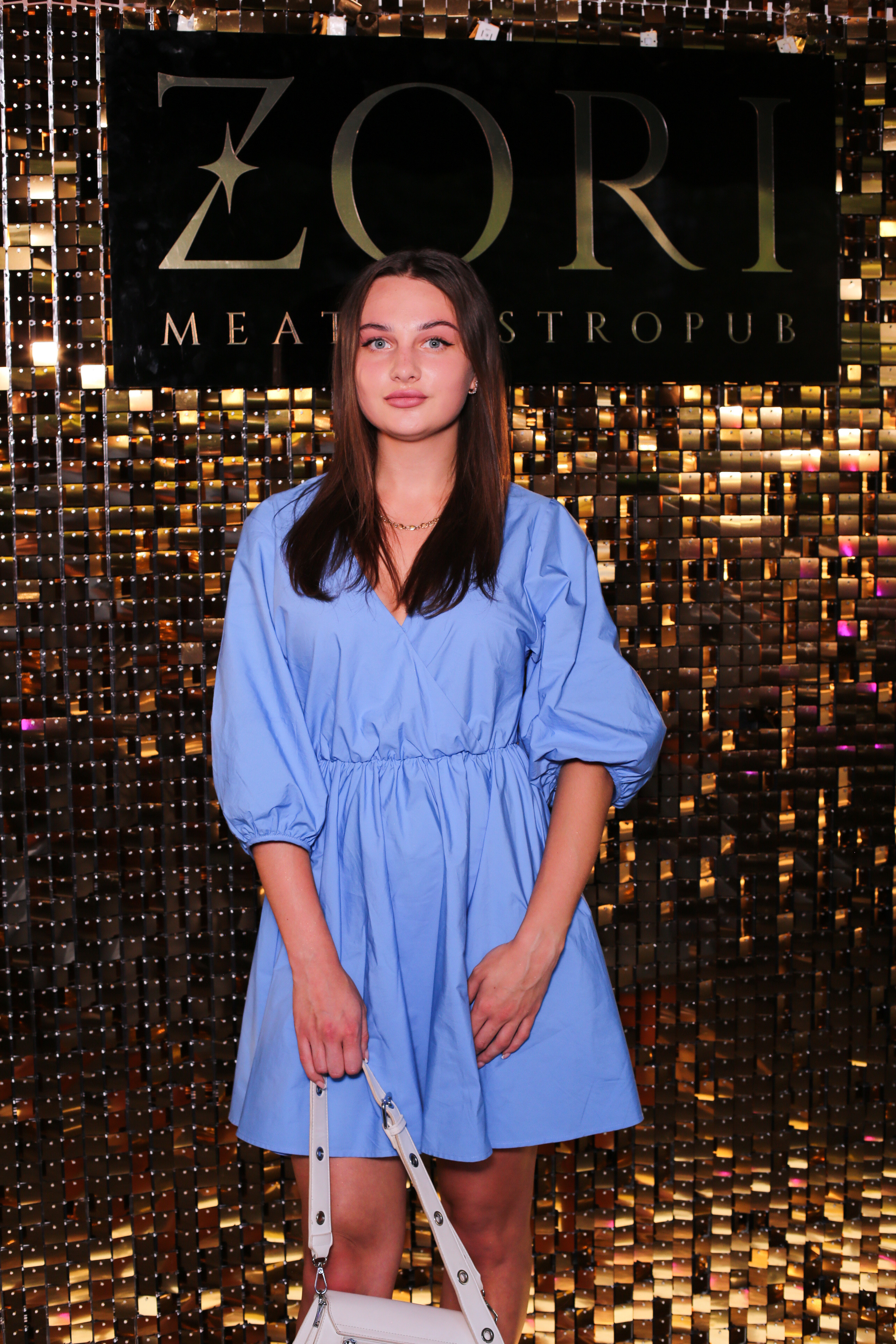 ДН Zori. Аренды интерактивных фотозон в Харькове