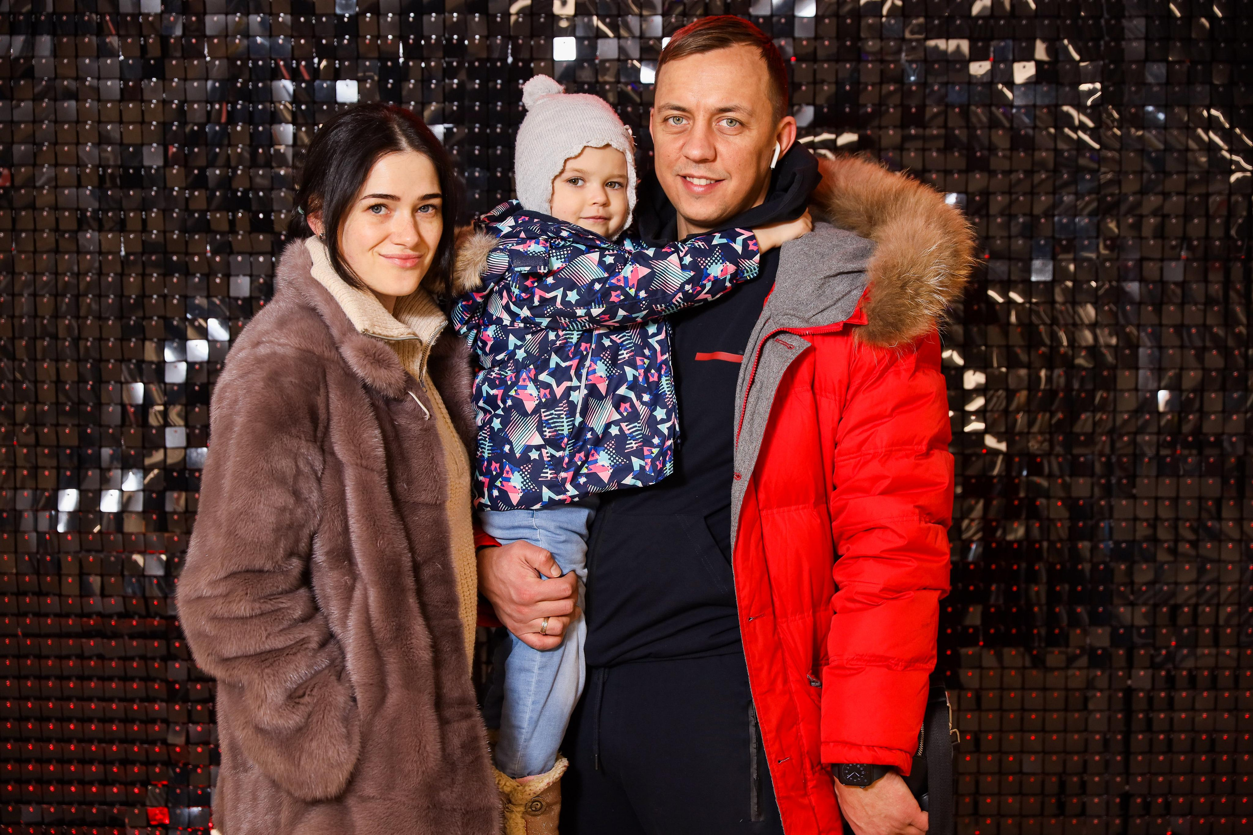 Фотомозаїка на 580 фото для ТРЦ Караван. Аренды интерактивных фотозон в Харькове