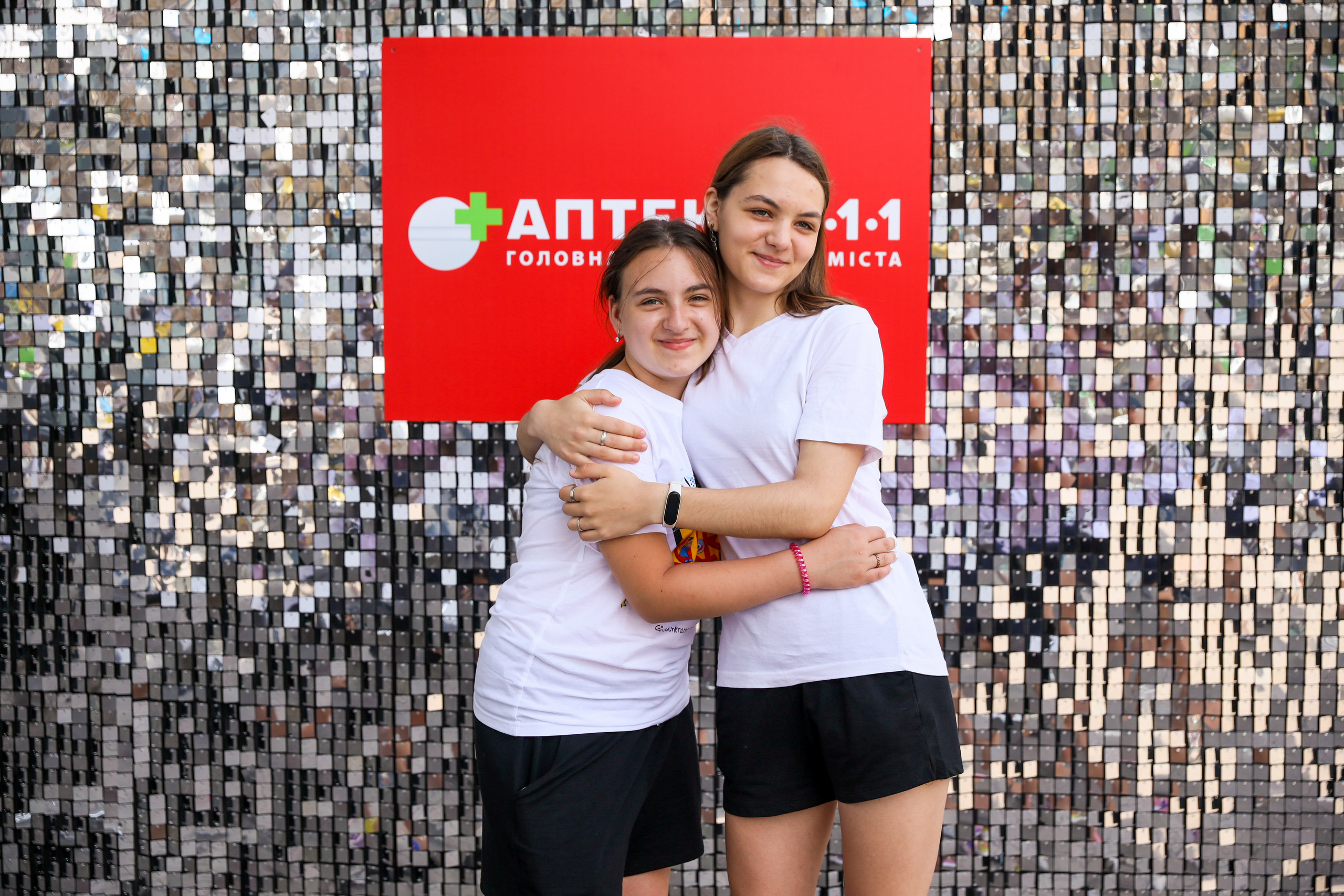 Аптека 911 (Фотомозаїка). Аренды интерактивных фотозон в Харькове