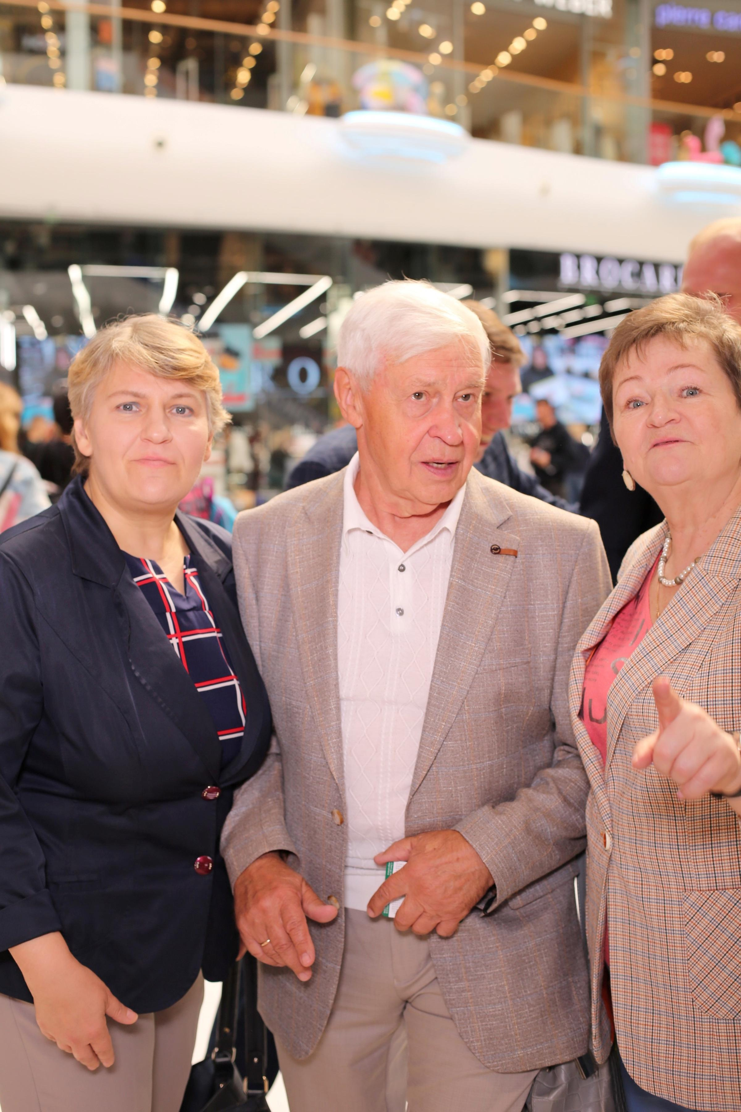 911 для НФАУ. Аренды интерактивных фотозон в Харькове