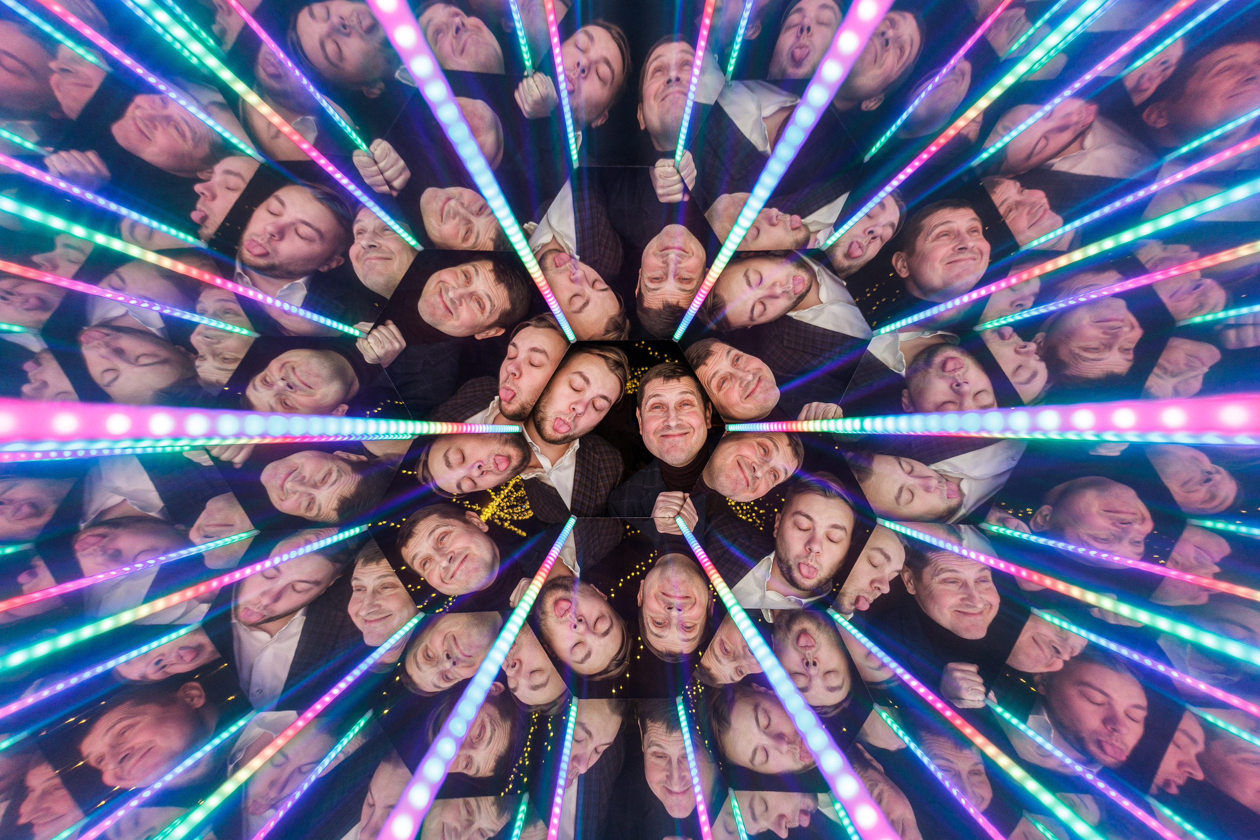 Калейдоскоп на свадьбе Алексея и Ання. Аренды интерактивных фотозон в Харькове