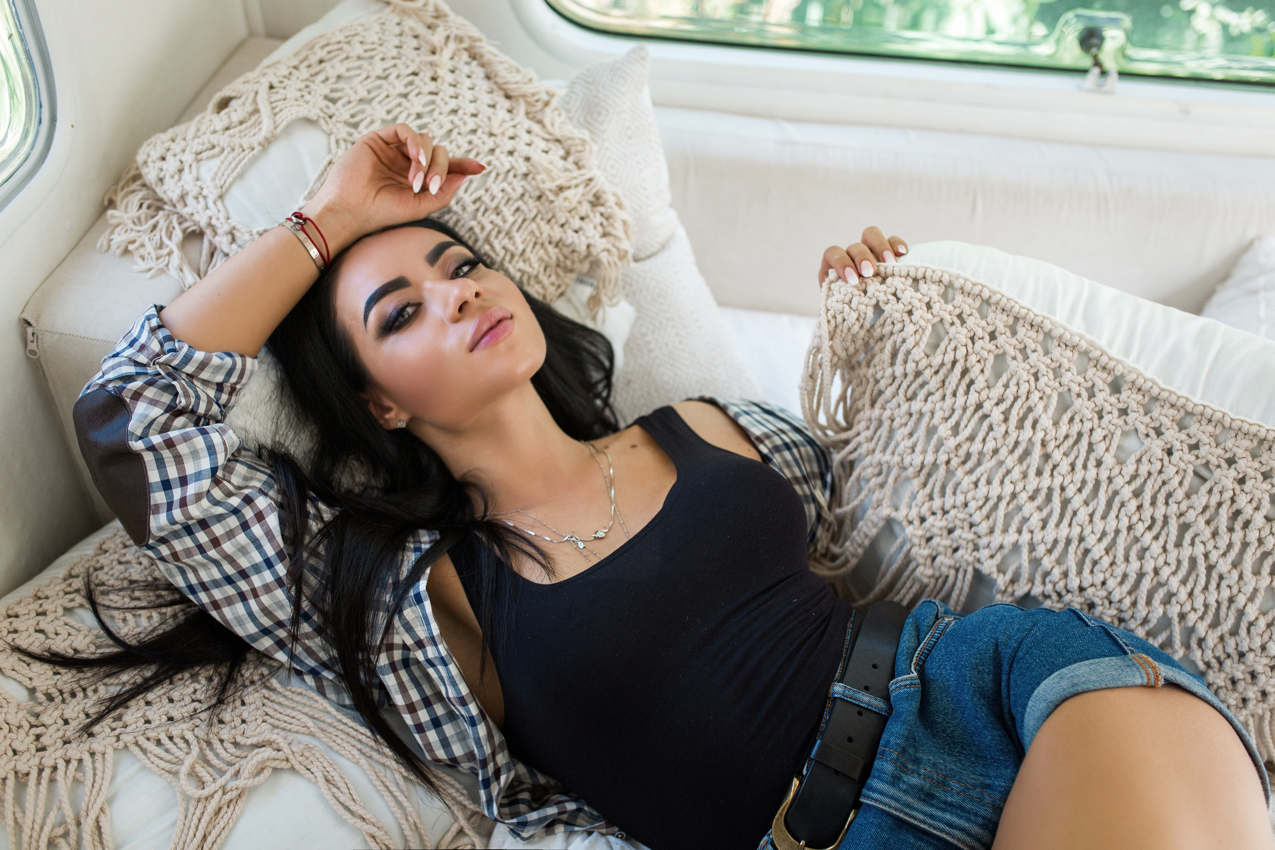 Алина и Катя (Кемпинг). Аренды интерактивных фотозон в Харькове