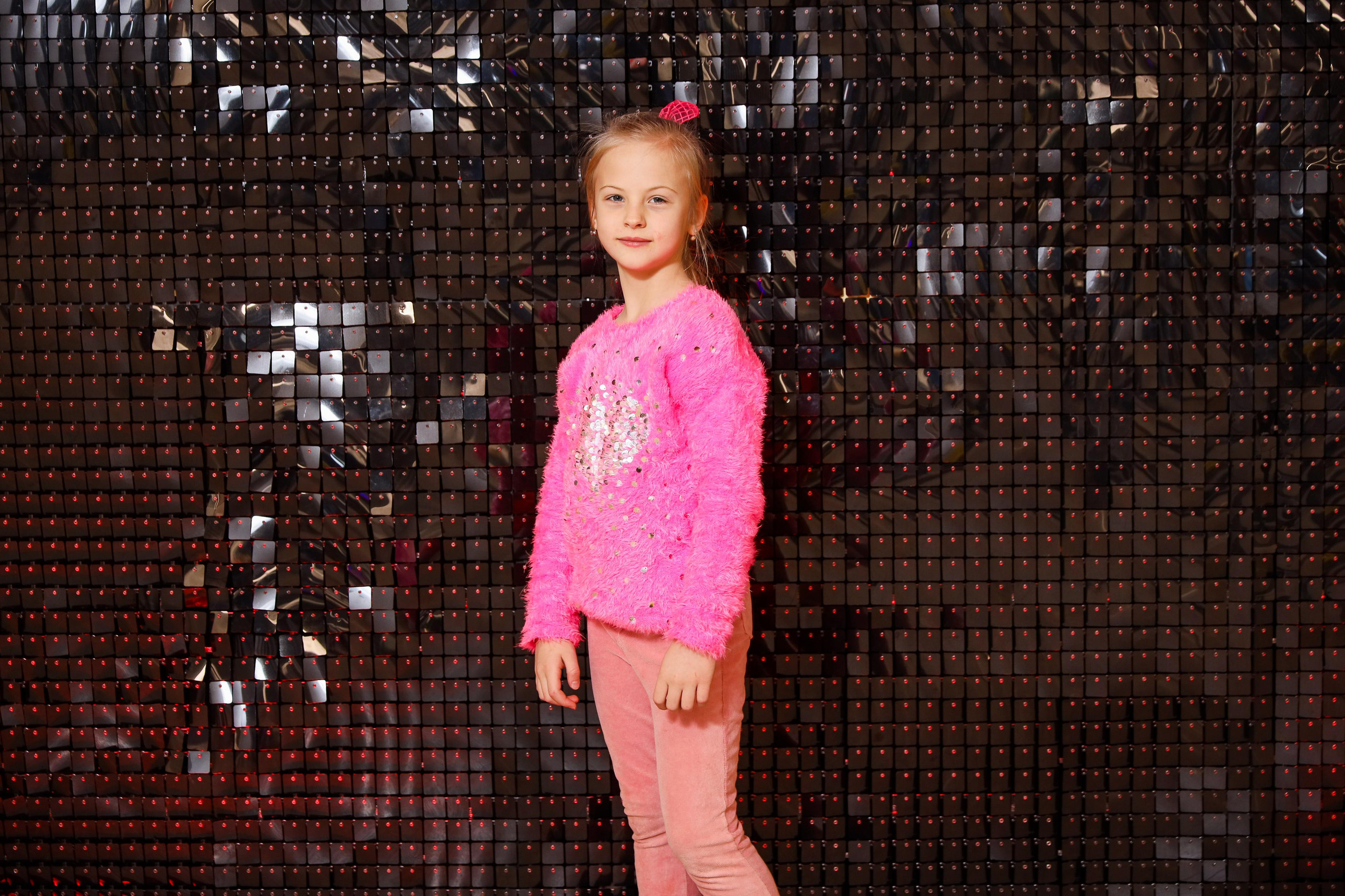 Фотомозаїка на 580 фото для ТРЦ Караван. Аренды интерактивных фотозон в Харькове