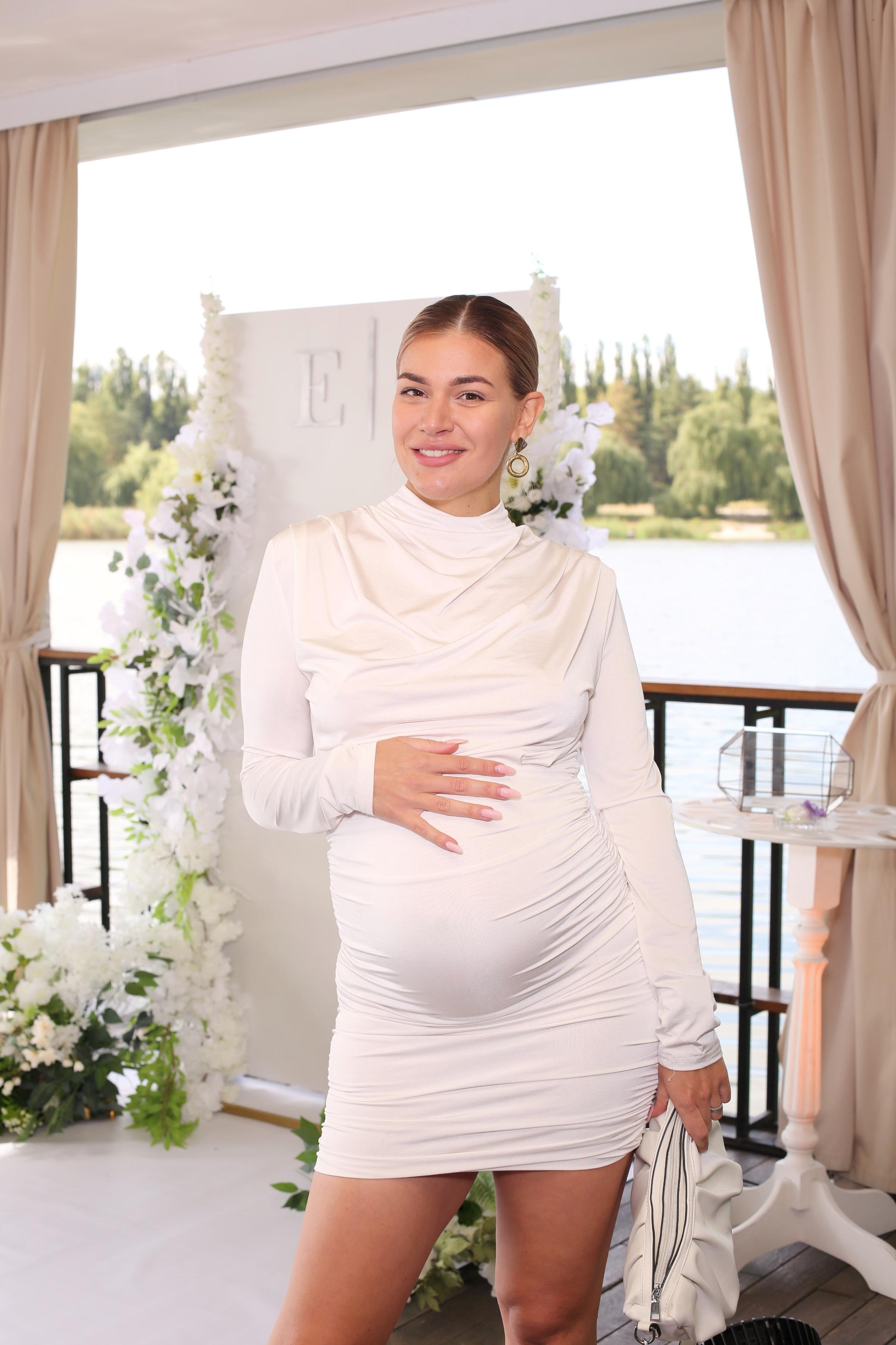 Євген та Вікторія (AiR PhotoBox). Аренды интерактивных фотозон в Харькове