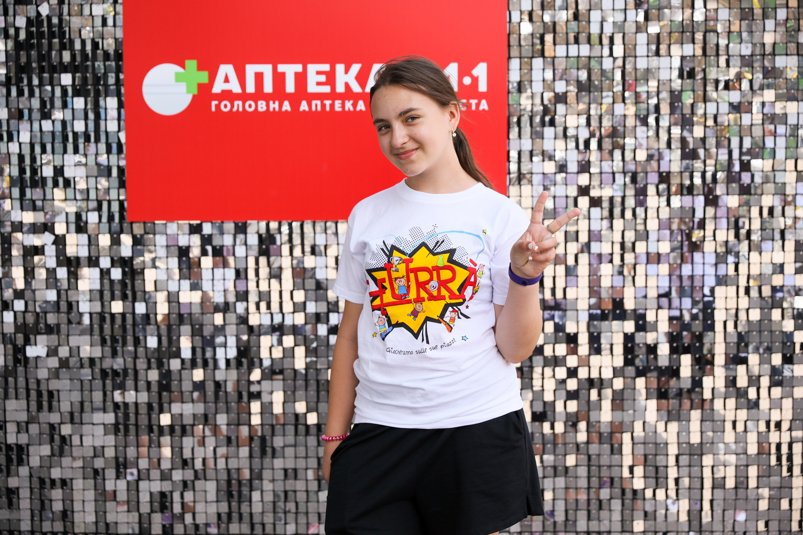 Аптека 911 (Фотомозаїка). Аренды интерактивных фотозон в Харькове