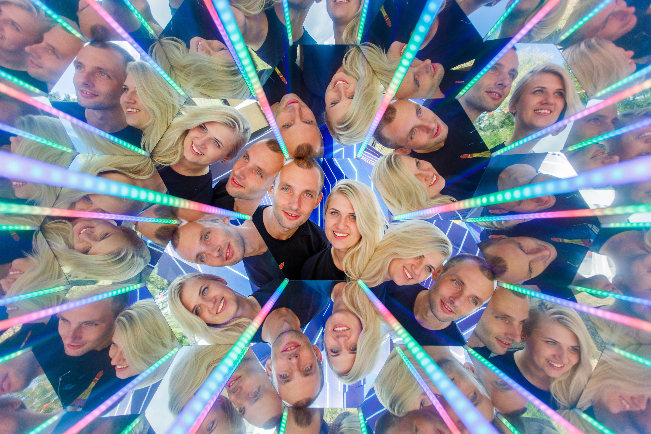 NIX (04.09.2021). Аренды интерактивных фотозон в Харькове