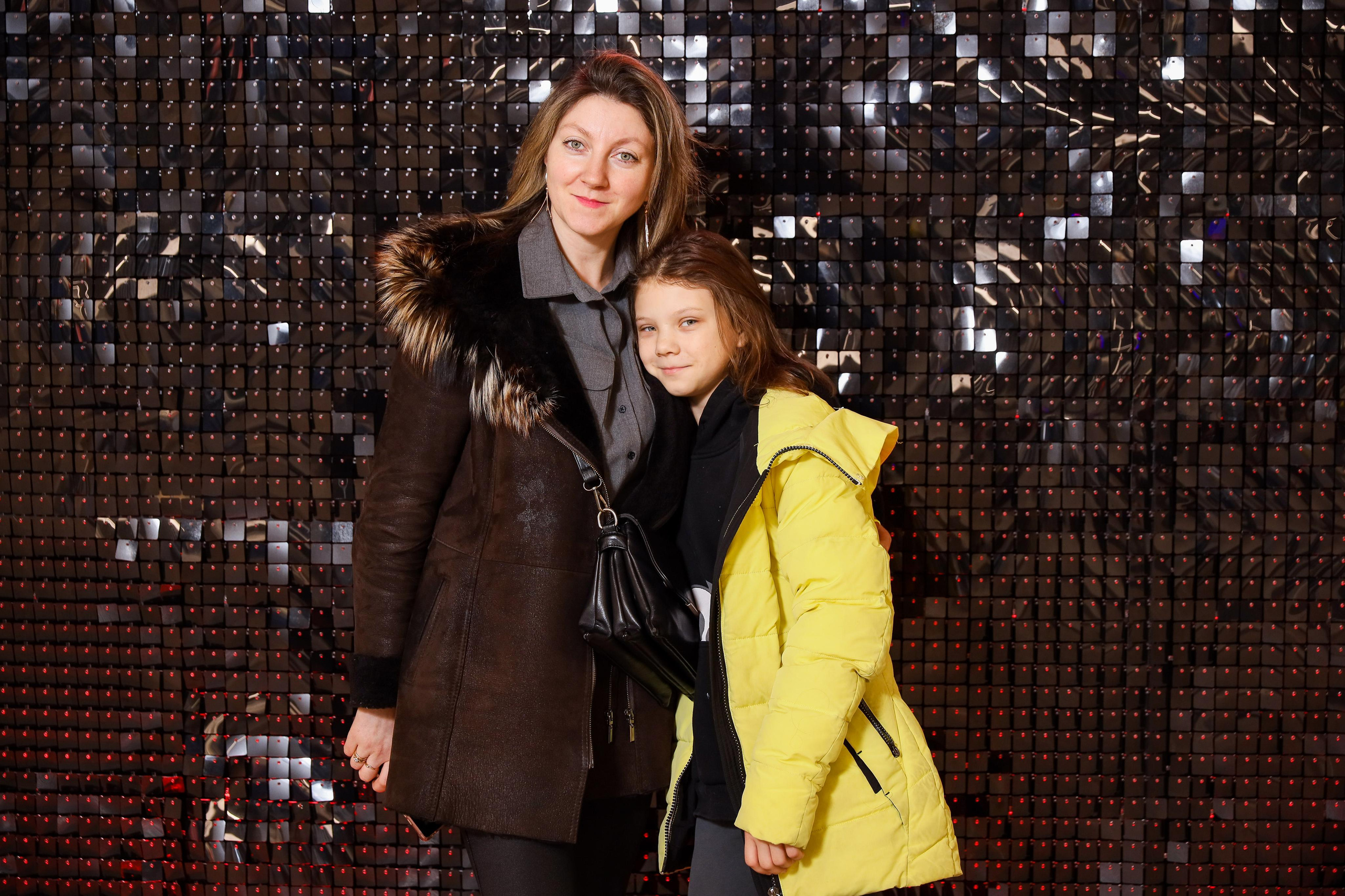 Фотомозаїка на 580 фото для ТРЦ Караван. Аренды интерактивных фотозон в Харькове