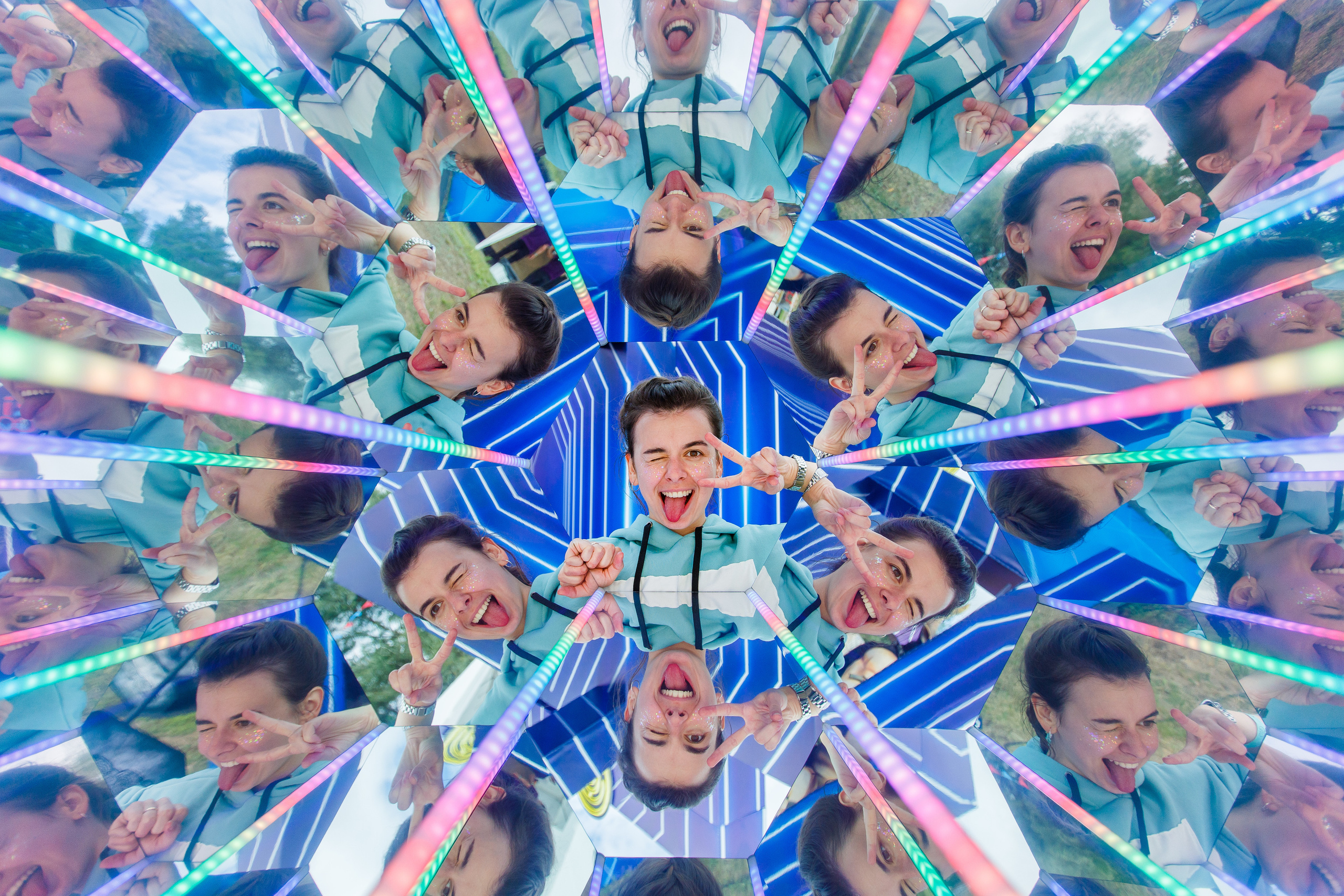 NIX (04.09.2021). Аренды интерактивных фотозон в Харькове