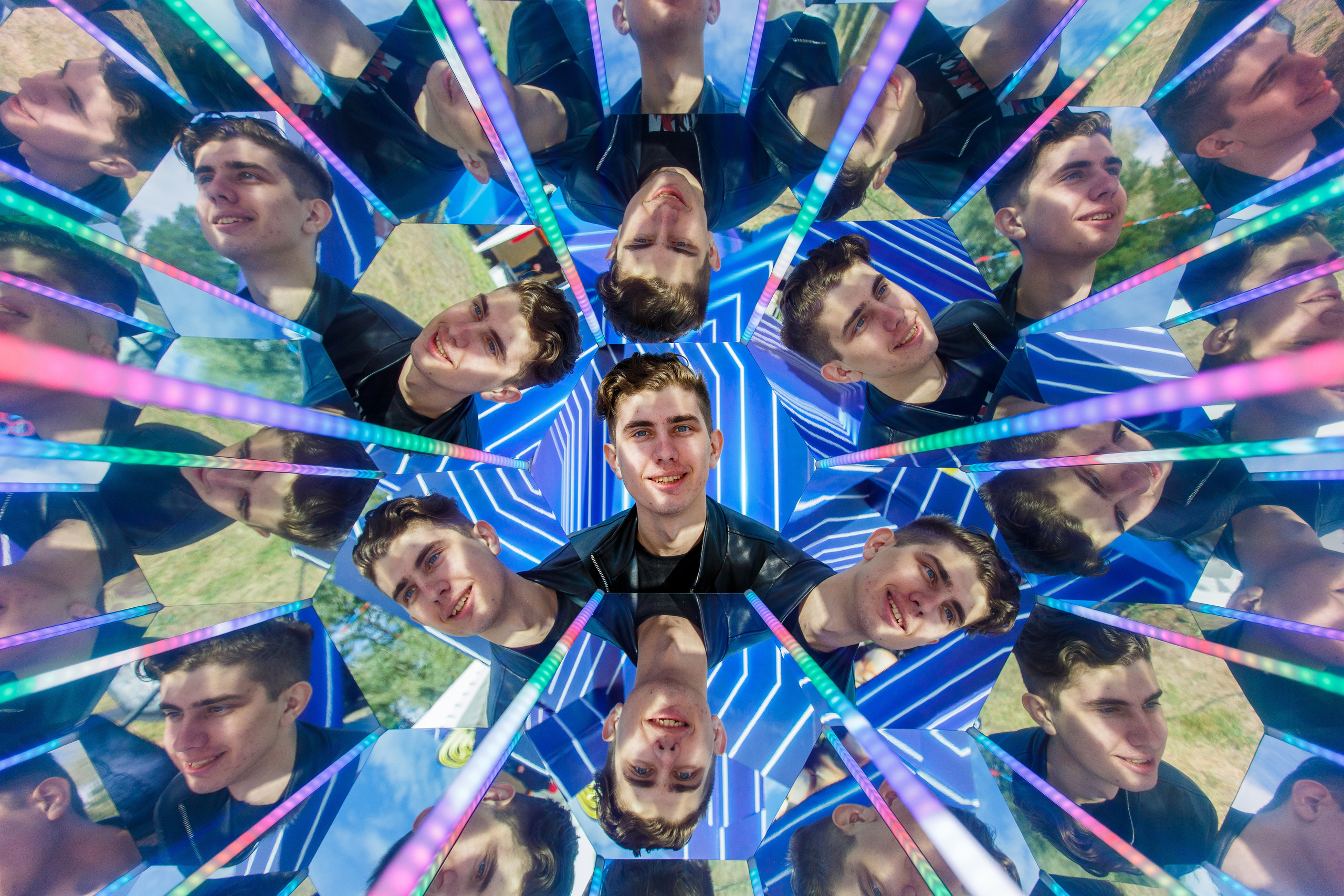 NIX (04.09.2021). Аренды интерактивных фотозон в Харькове