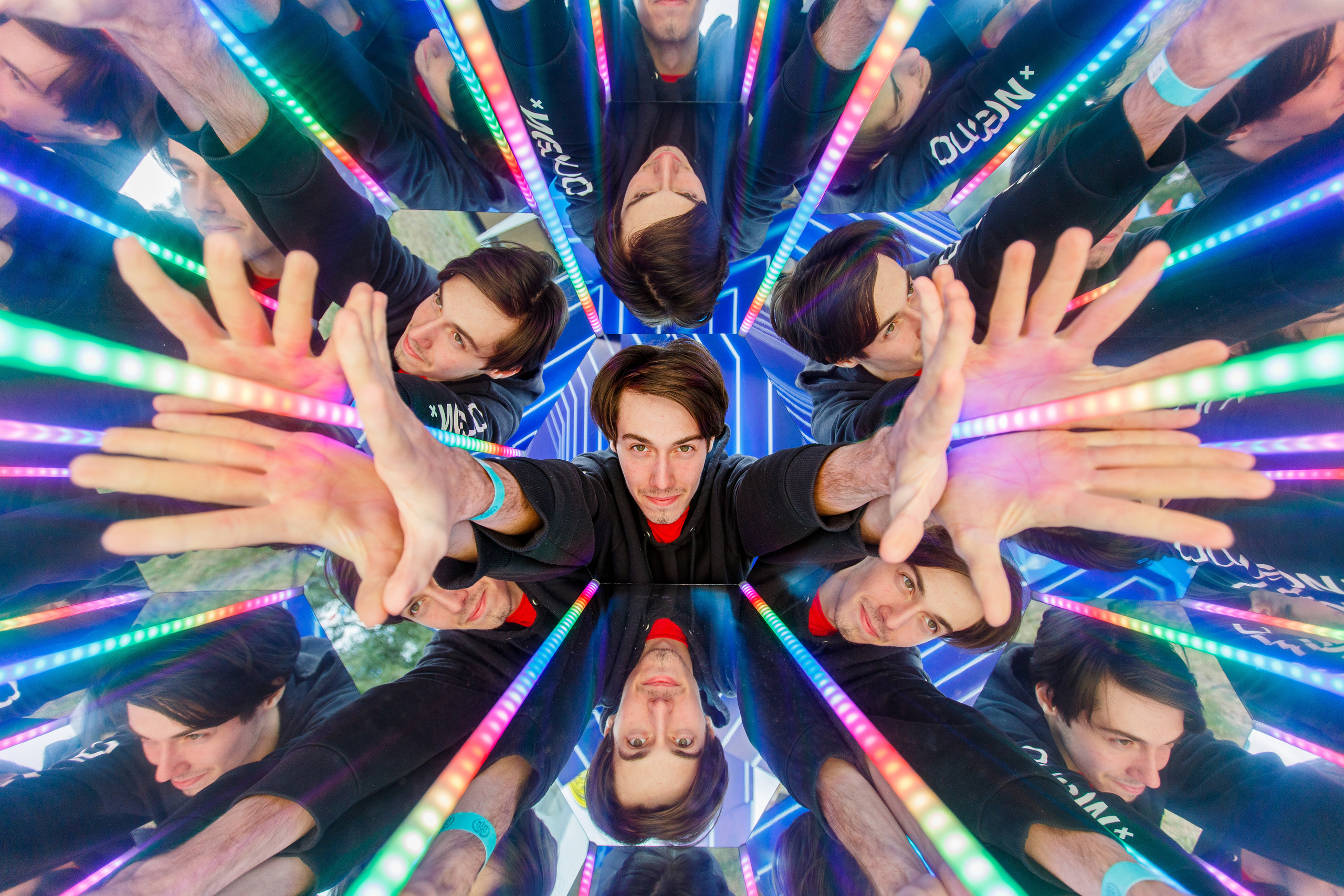 NIX (04.09.2021). Аренды интерактивных фотозон в Харькове