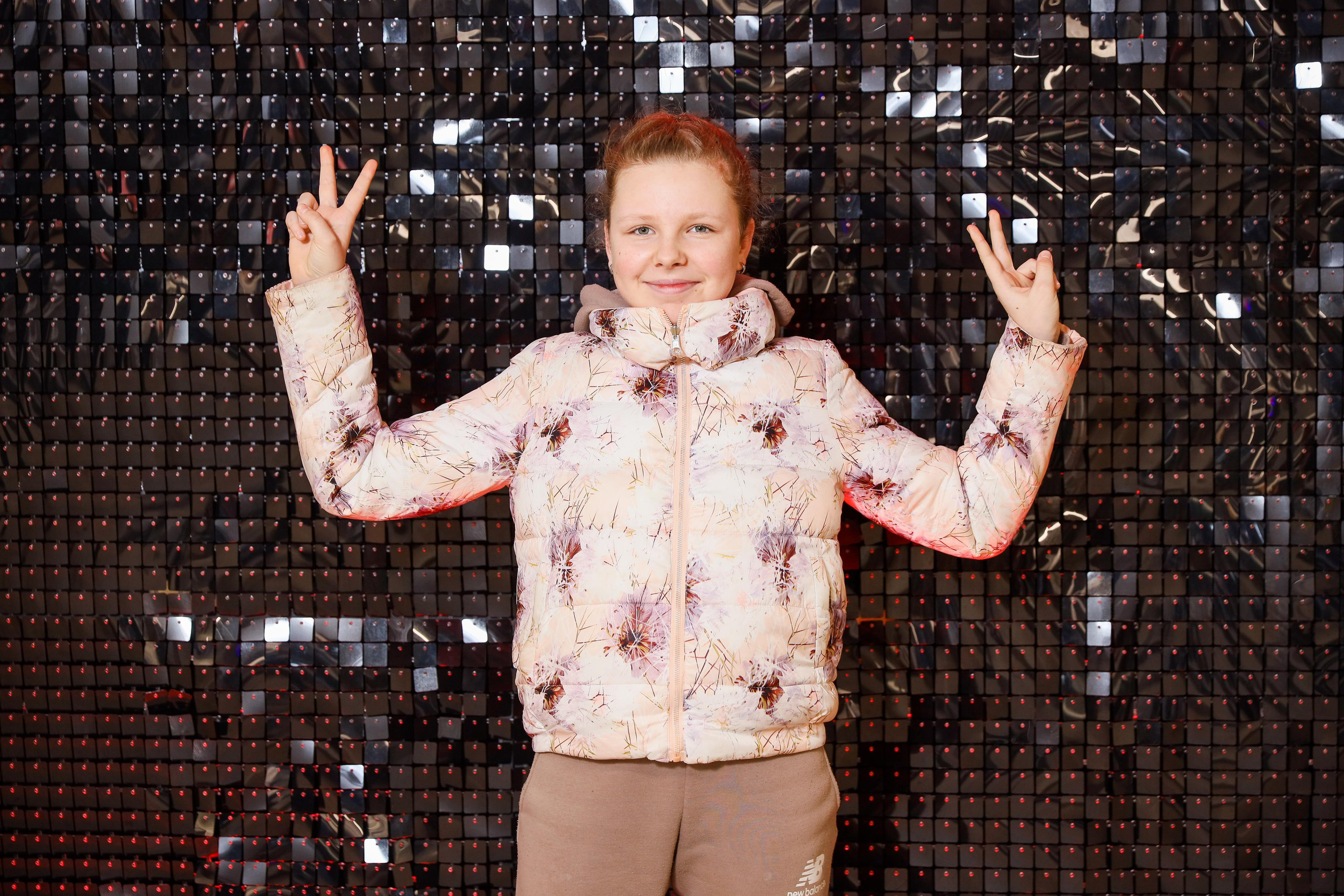 Фотомозаїка на 580 фото для ТРЦ Караван. Аренды интерактивных фотозон в Харькове