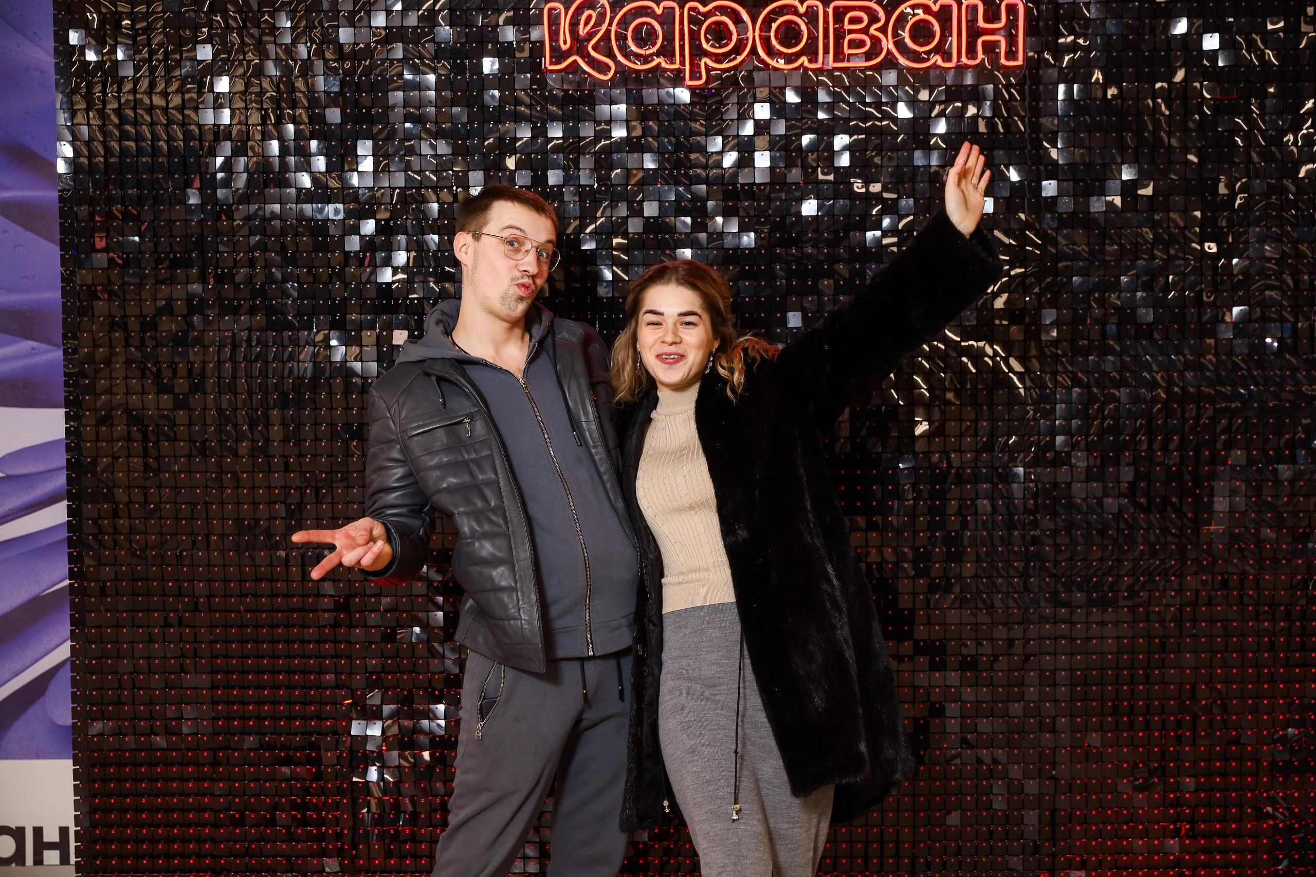 Фотомозаїка на 580 фото для ТРЦ Караван. Аренды интерактивных фотозон в Харькове