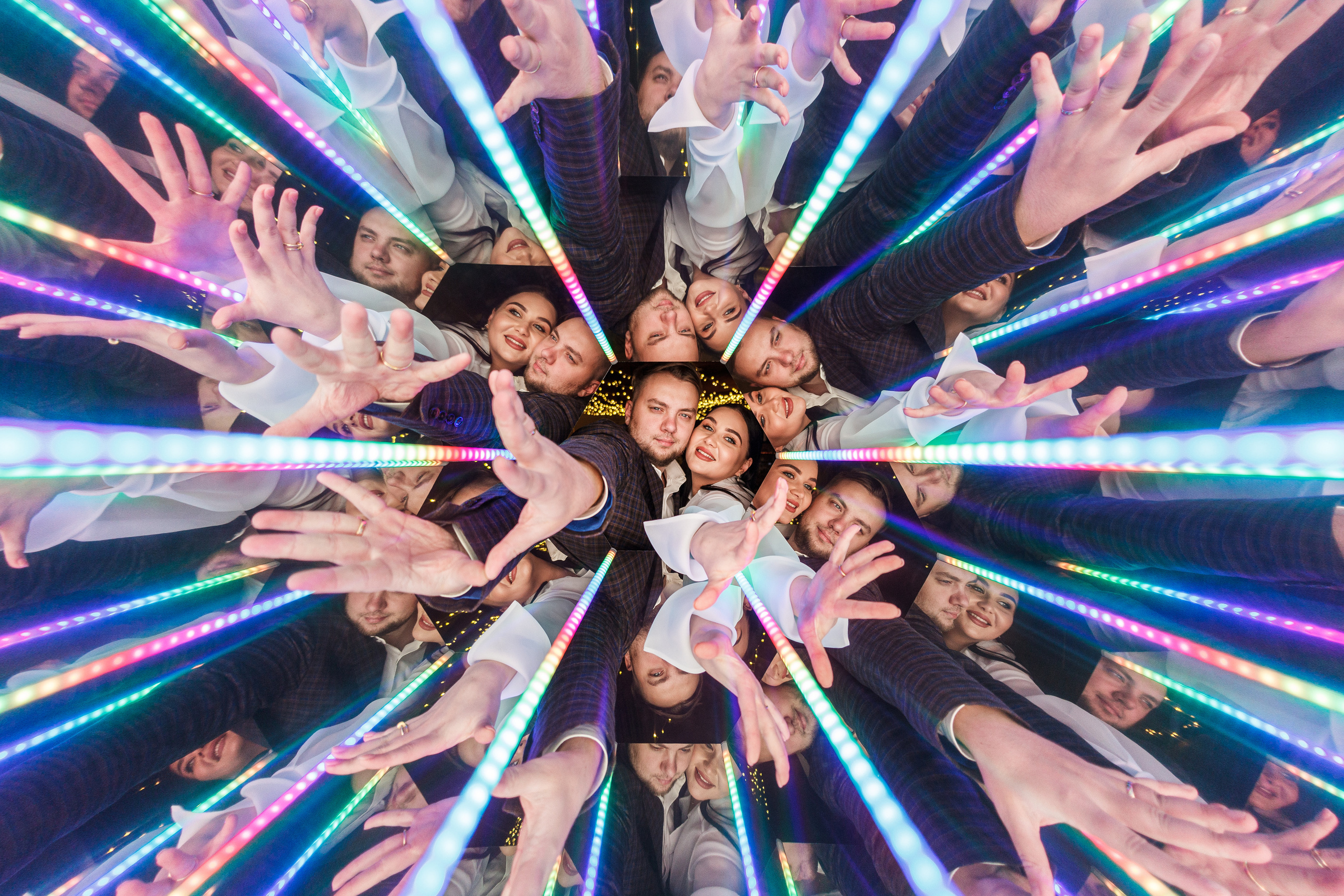 Калейдоскоп на свадьбе Алексея и Ання. Аренды интерактивных фотозон в Харькове