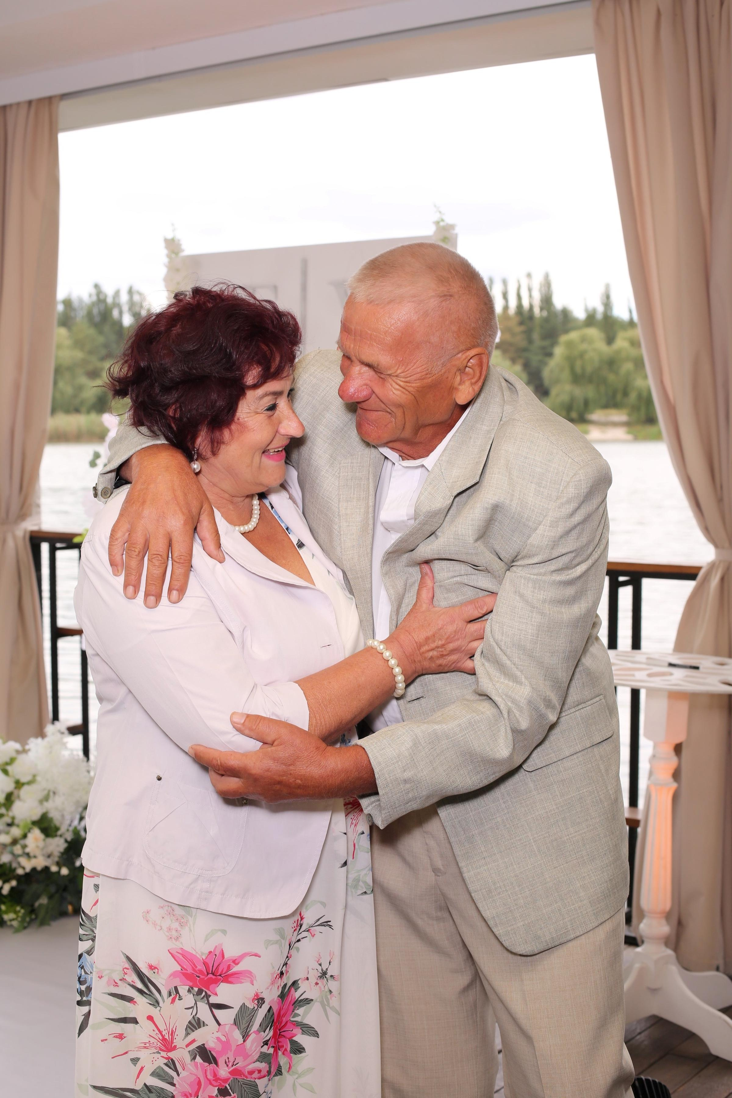 Євген та Вікторія (AiR PhotoBox). Аренды интерактивных фотозон в Харькове