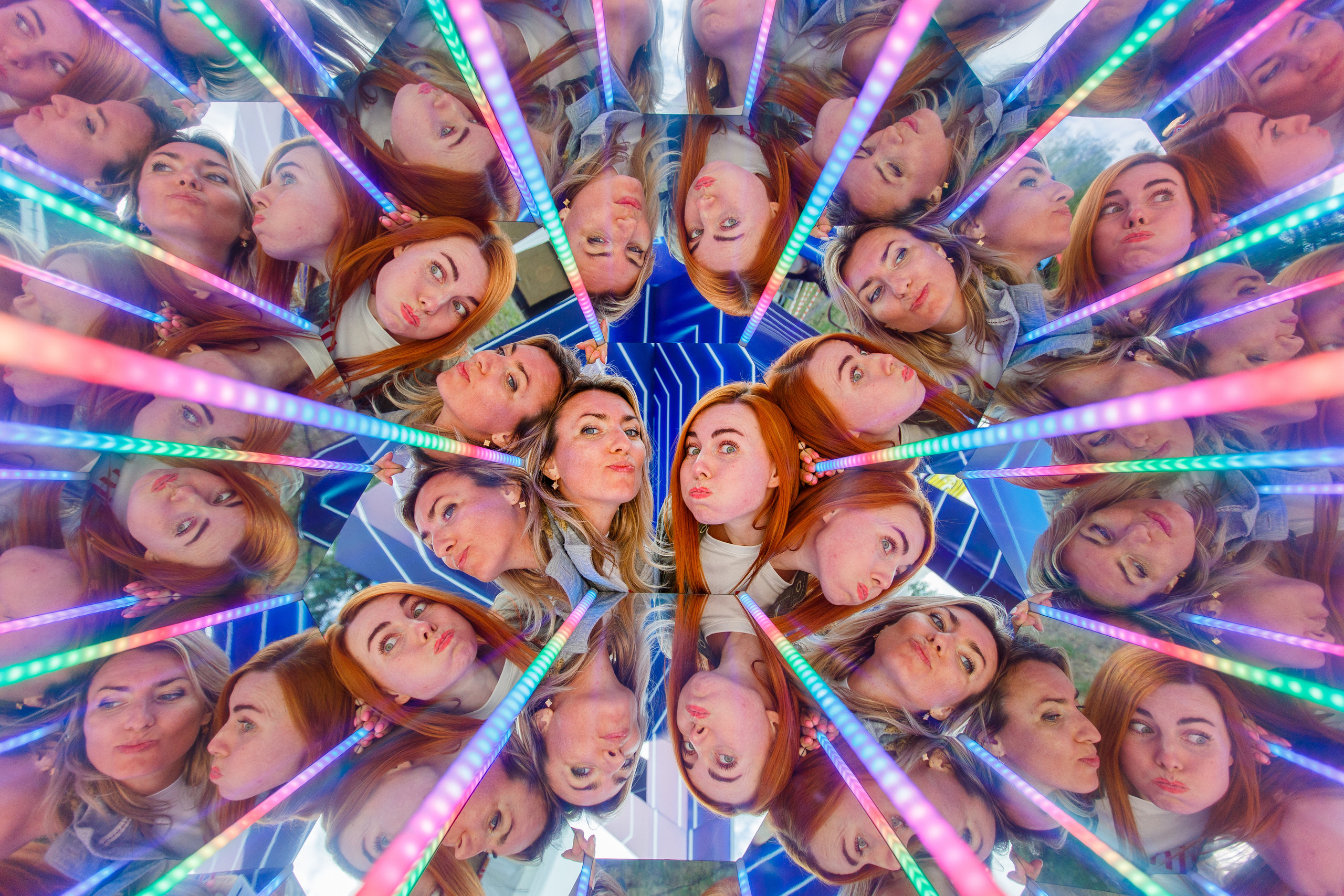 NIX (04.09.2021). Аренды интерактивных фотозон в Харькове