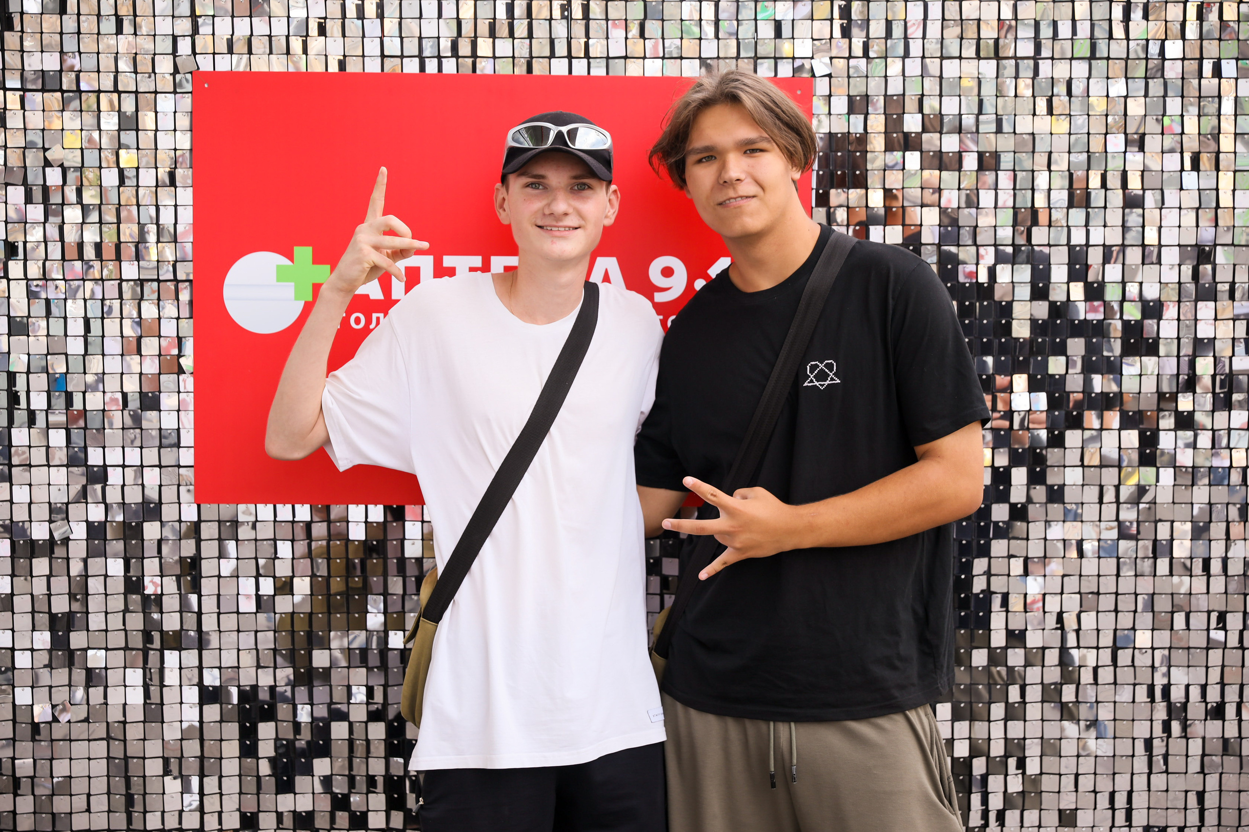 Аптека 911 (Фотомозаїка). Аренды интерактивных фотозон в Харькове