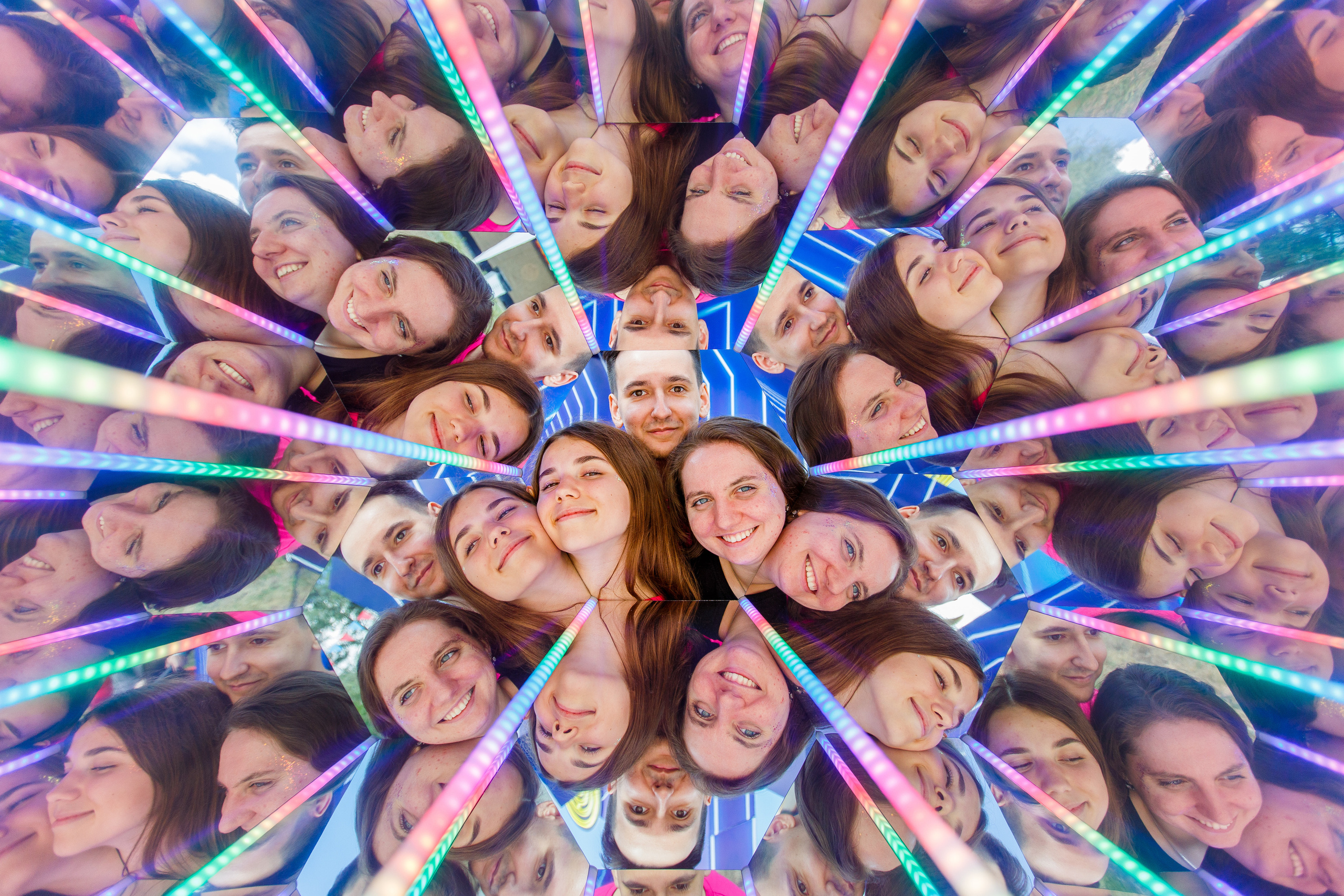 NIX (04.09.2021). Аренды интерактивных фотозон в Харькове