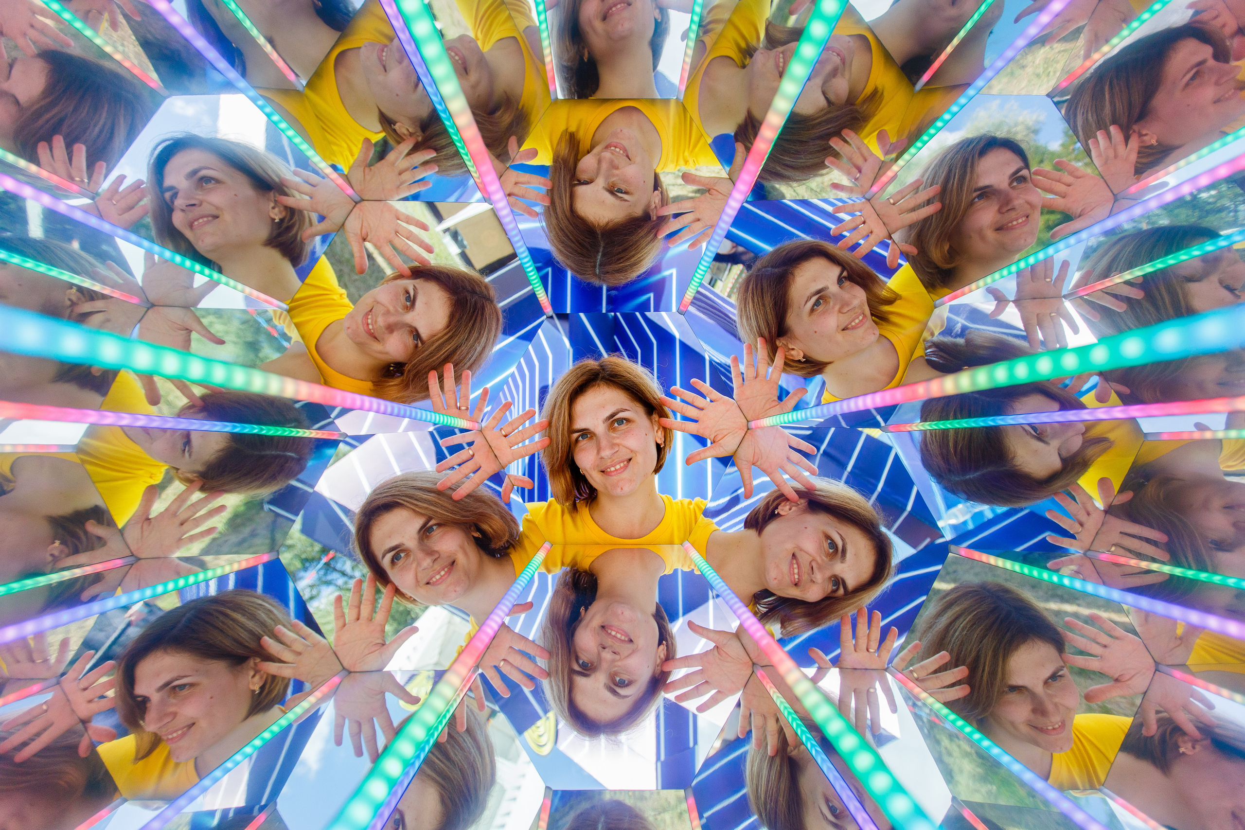 NIX (04.09.2021). Аренды интерактивных фотозон в Харькове