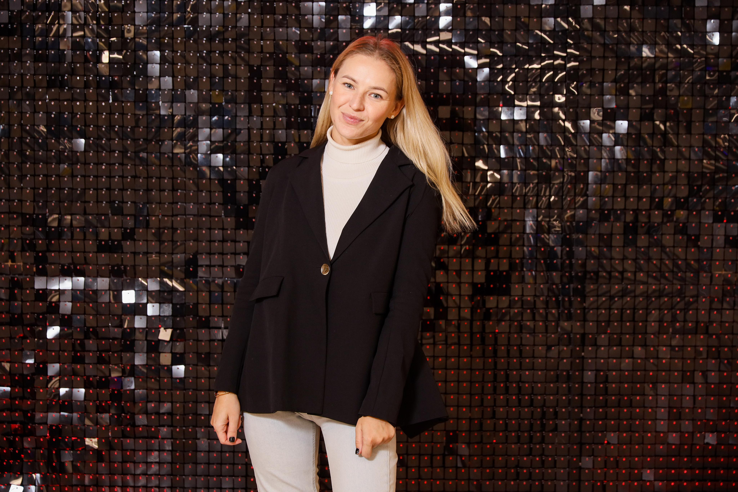 Фотомозаїка на 580 фото для ТРЦ Караван. Аренды интерактивных фотозон в Харькове