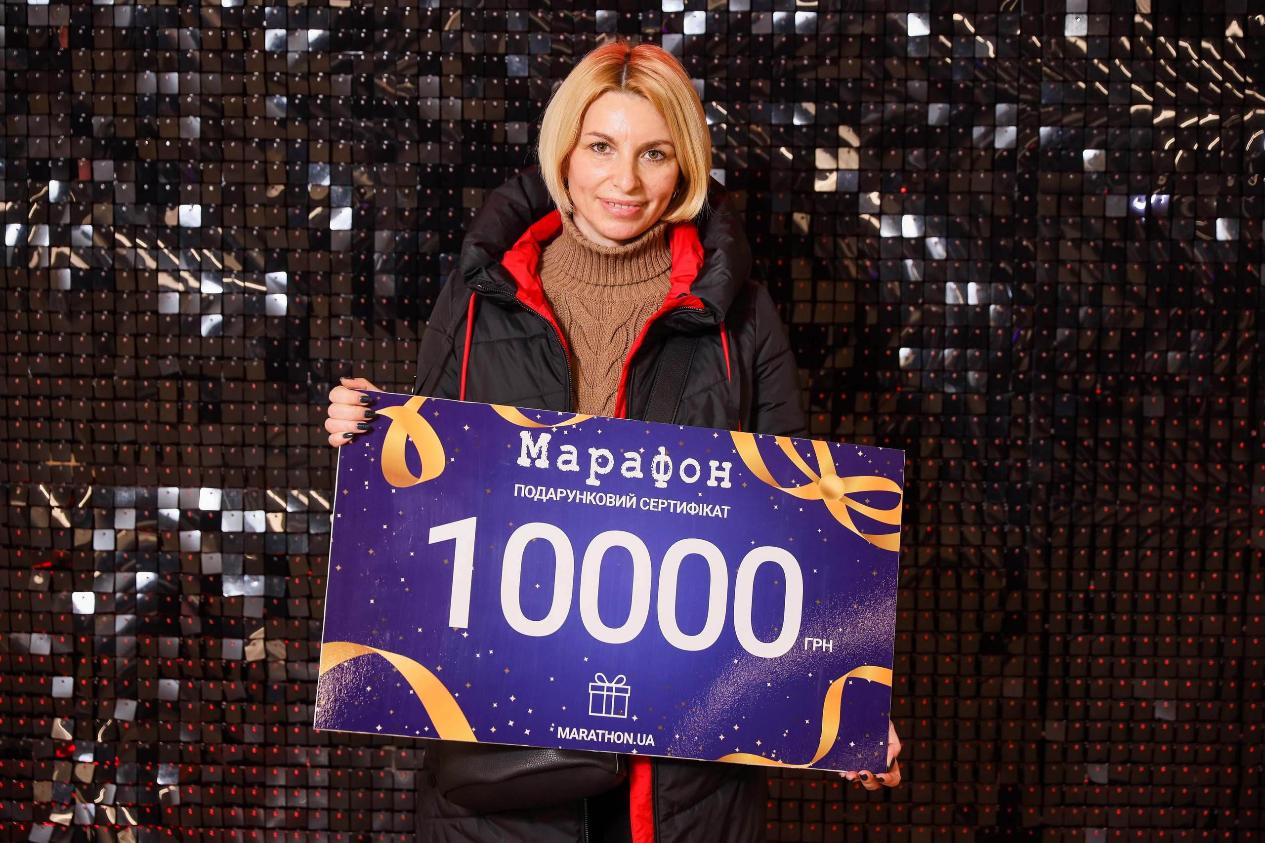 Фотомозаїка на 580 фото для ТРЦ Караван. Аренды интерактивных фотозон в Харькове