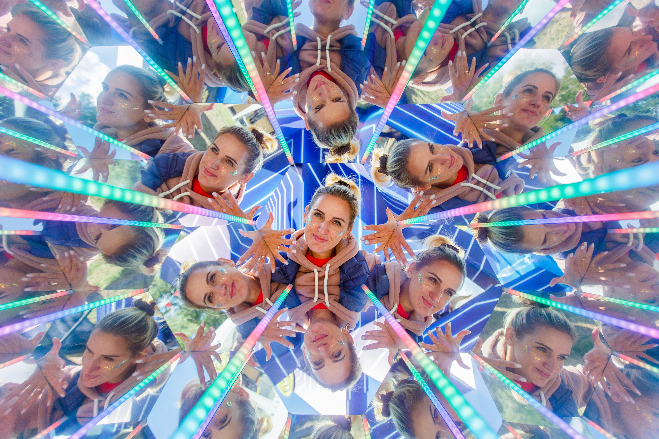 NIX (04.09.2021). Аренды интерактивных фотозон в Харькове