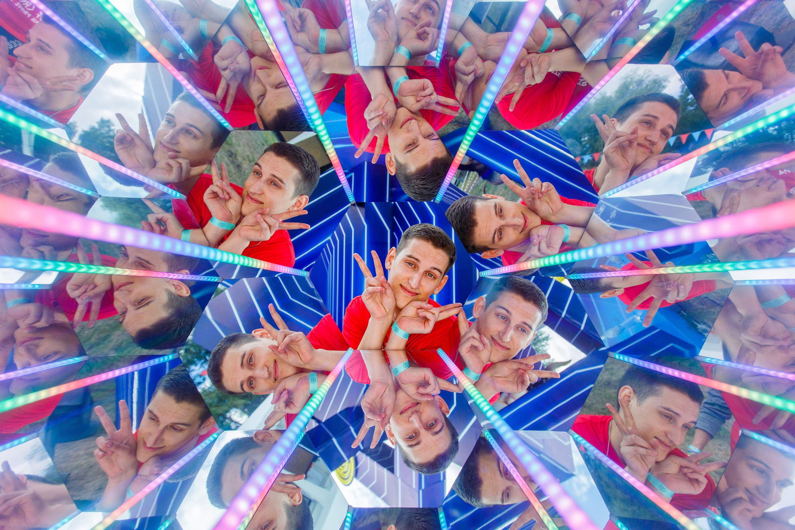 NIX (04.09.2021). Аренды интерактивных фотозон в Харькове