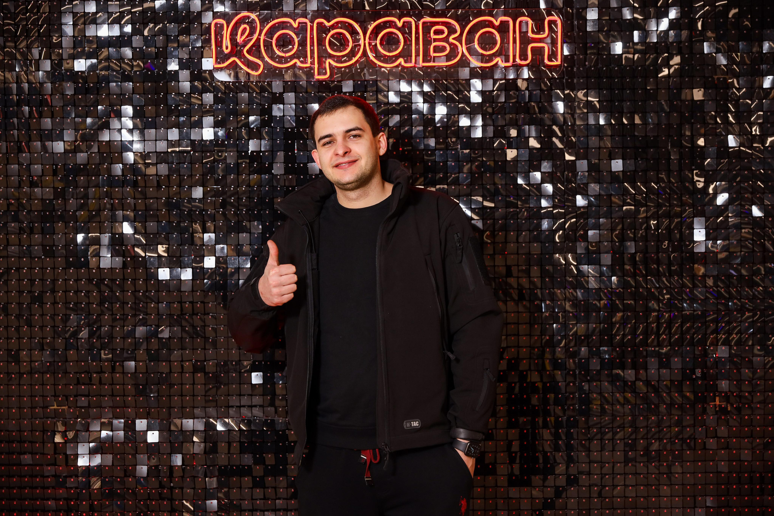 Фотомозаїка на 580 фото для ТРЦ Караван. Аренды интерактивных фотозон в Харькове