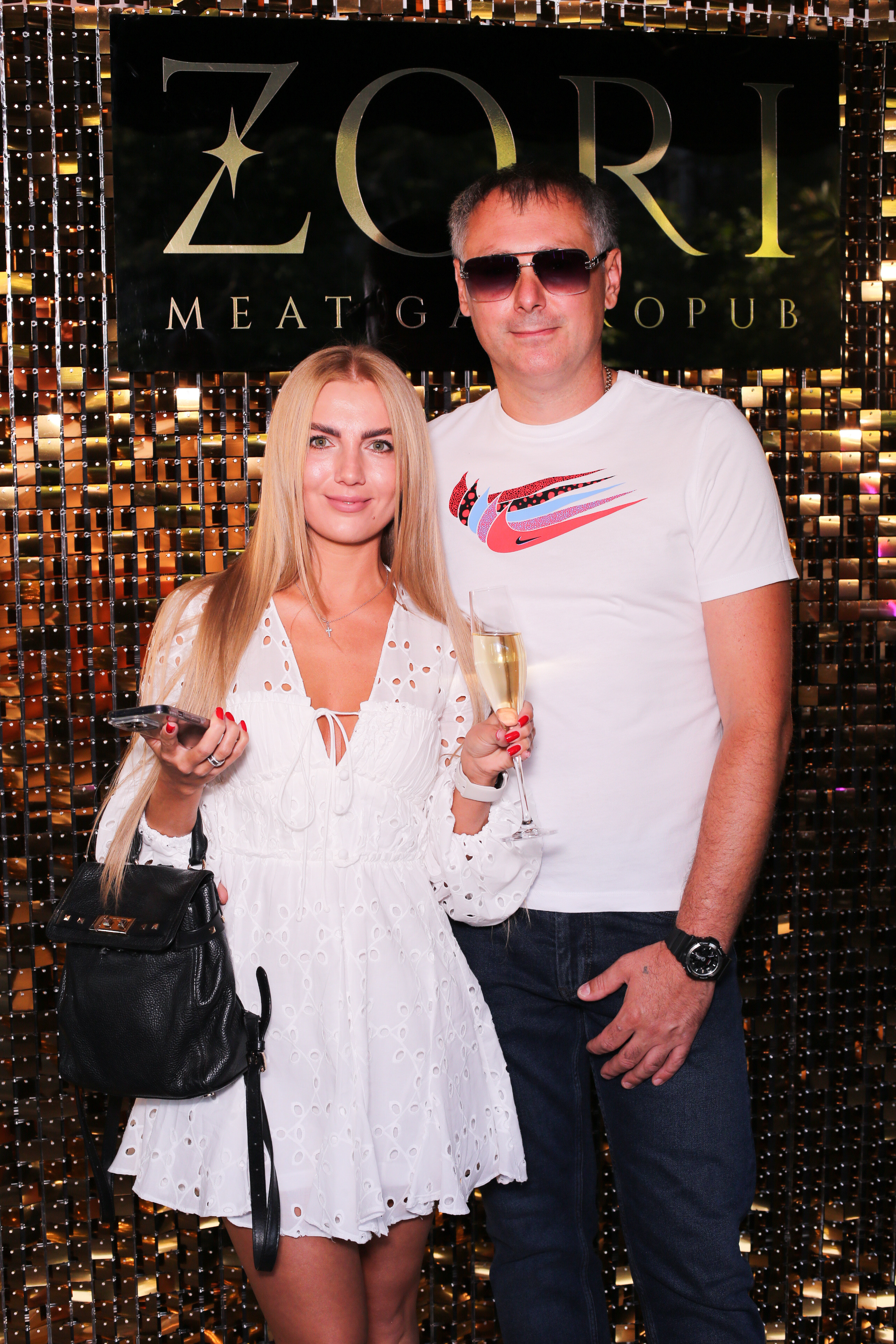 ДН Zori. Аренды интерактивных фотозон в Харькове