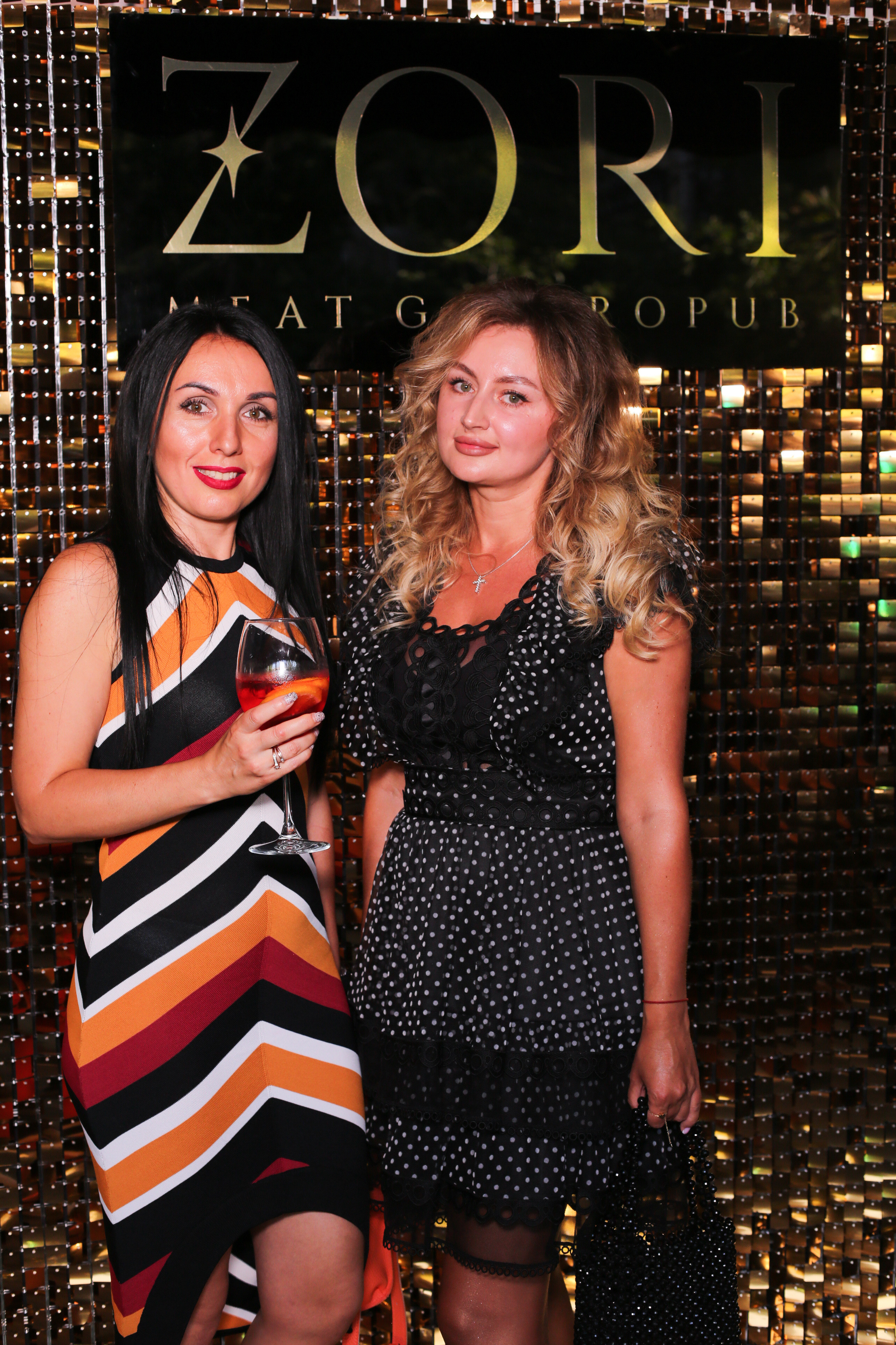 ДН Zori. Аренды интерактивных фотозон в Харькове