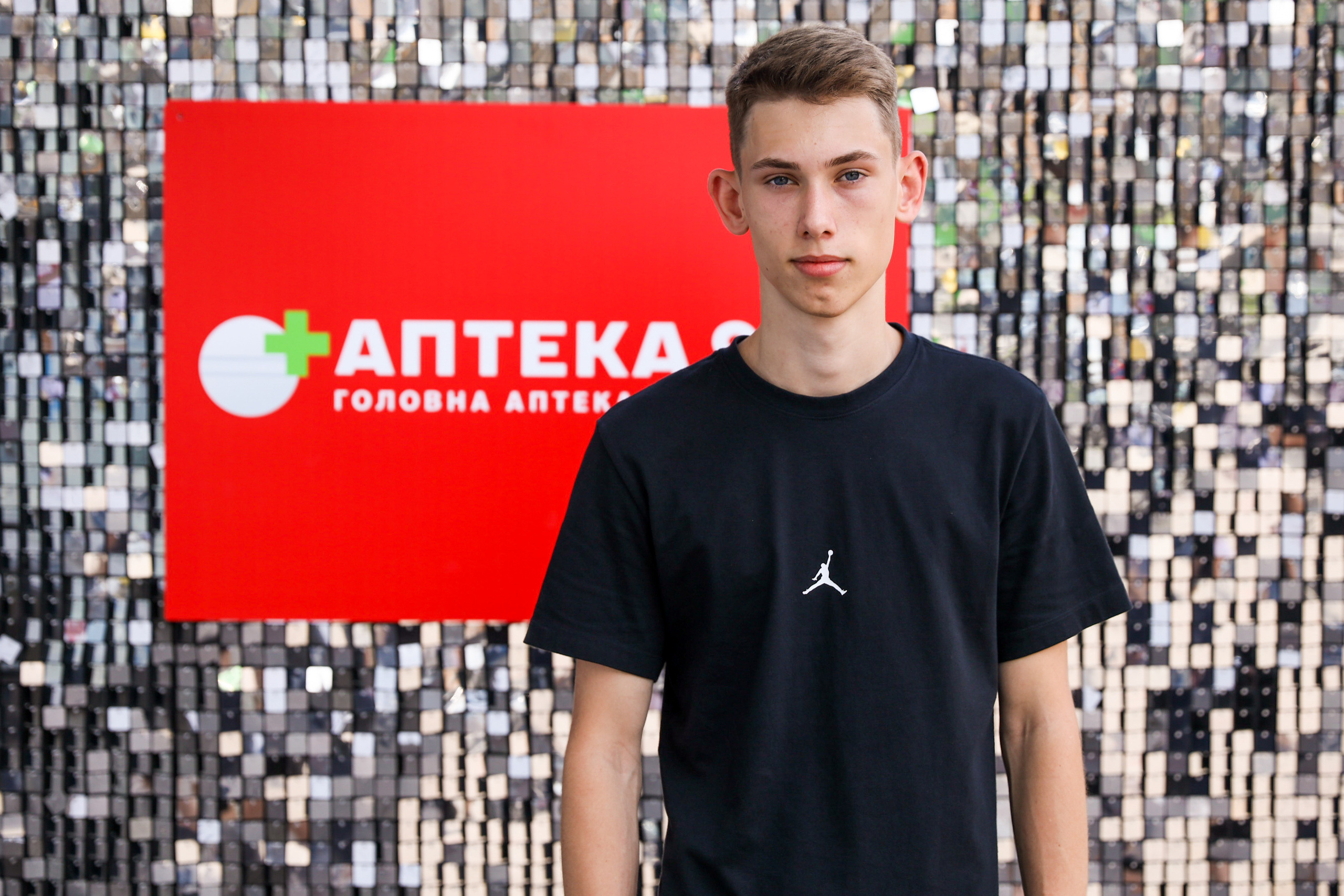 Аптека 911 (Фотомозаїка). Аренды интерактивных фотозон в Харькове