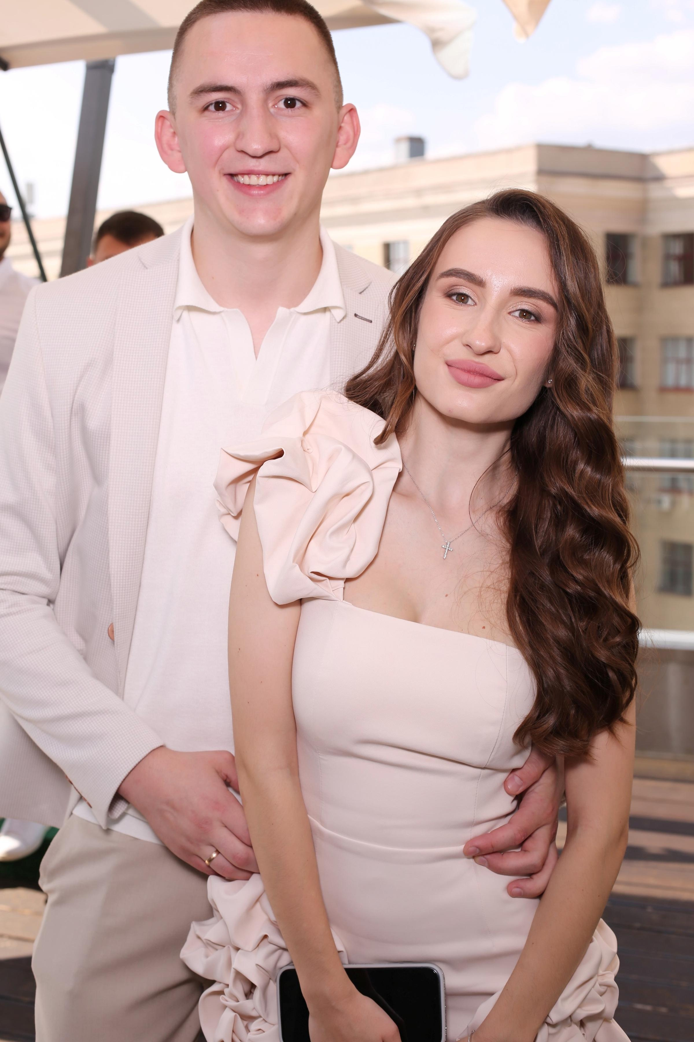 Максим та Іветта (AiR PhotoBox). Оренда інтерактивних фотозон у Харкові