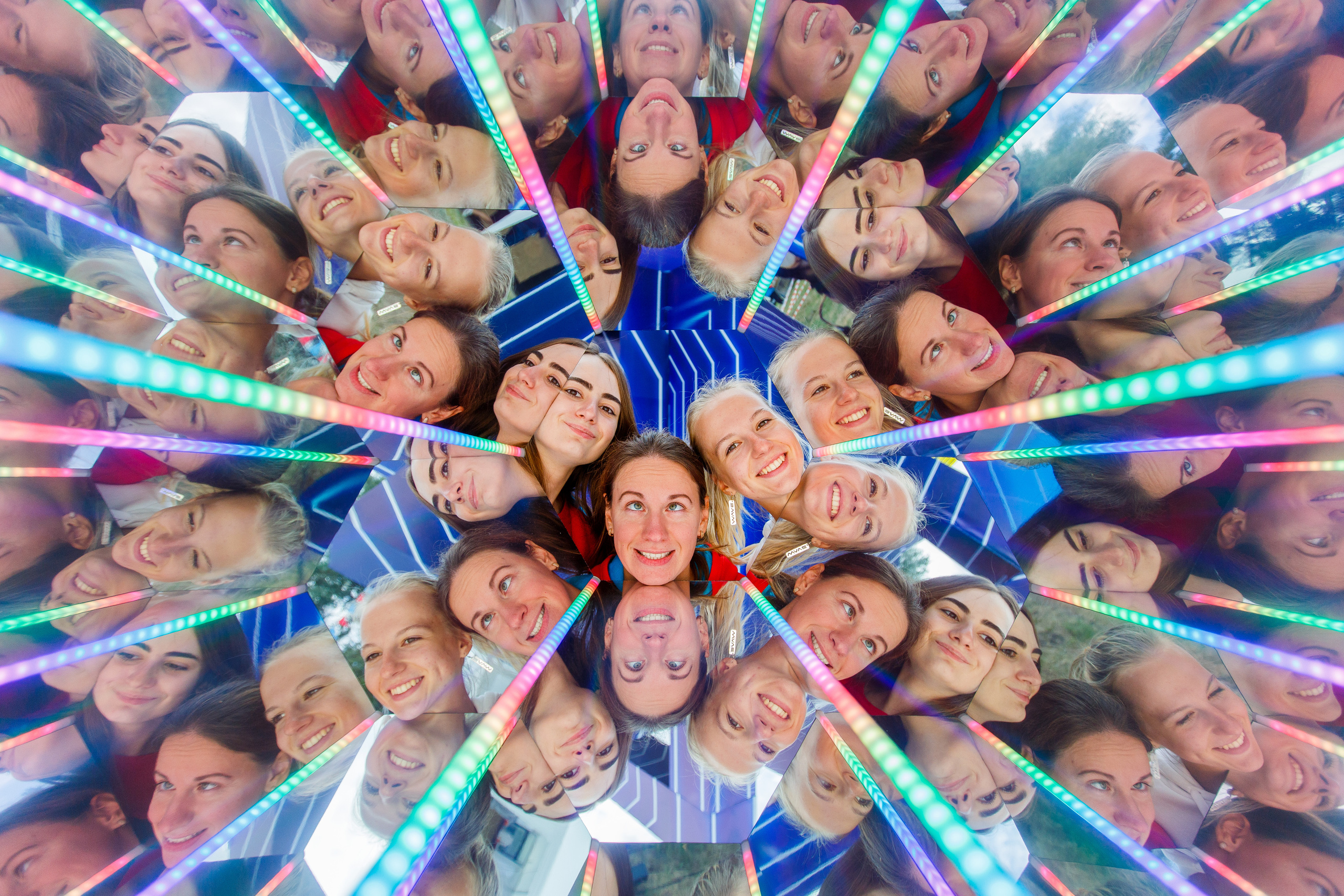 NIX (04.09.2021). Аренды интерактивных фотозон в Харькове