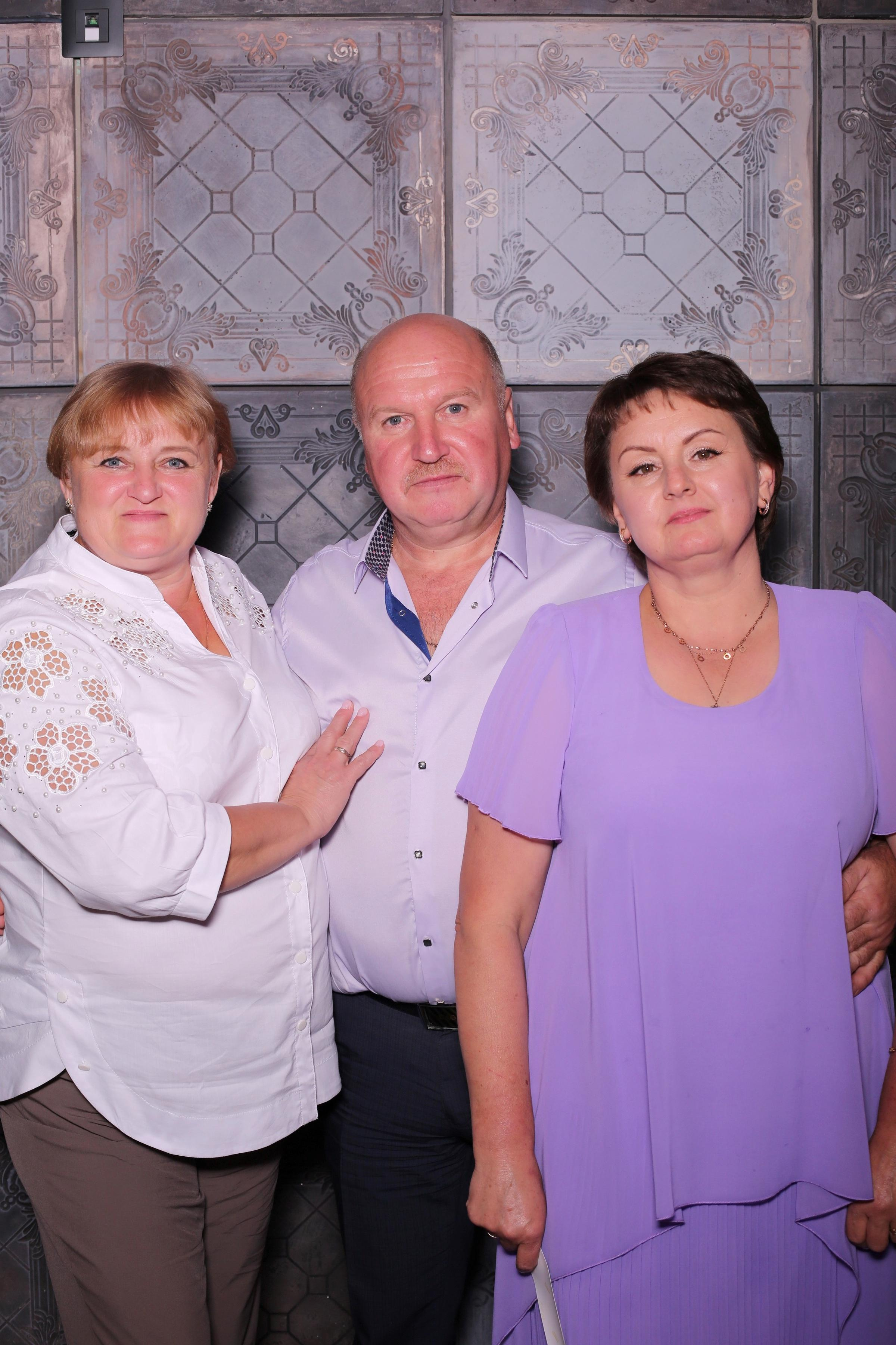 Євген та Вікторія (AiR PhotoBox). Аренды интерактивных фотозон в Харькове